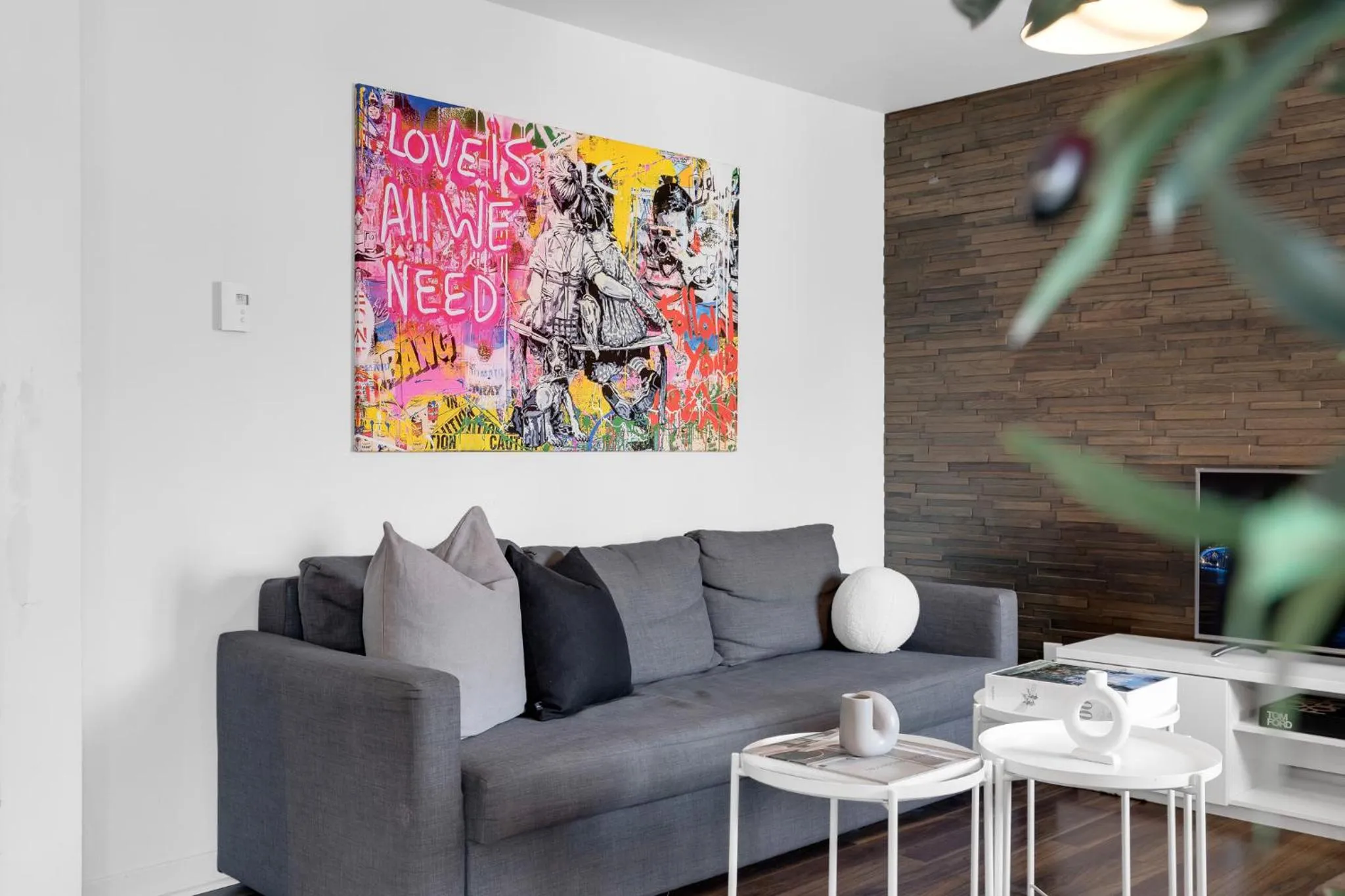 Living room in LiV MTL Soho