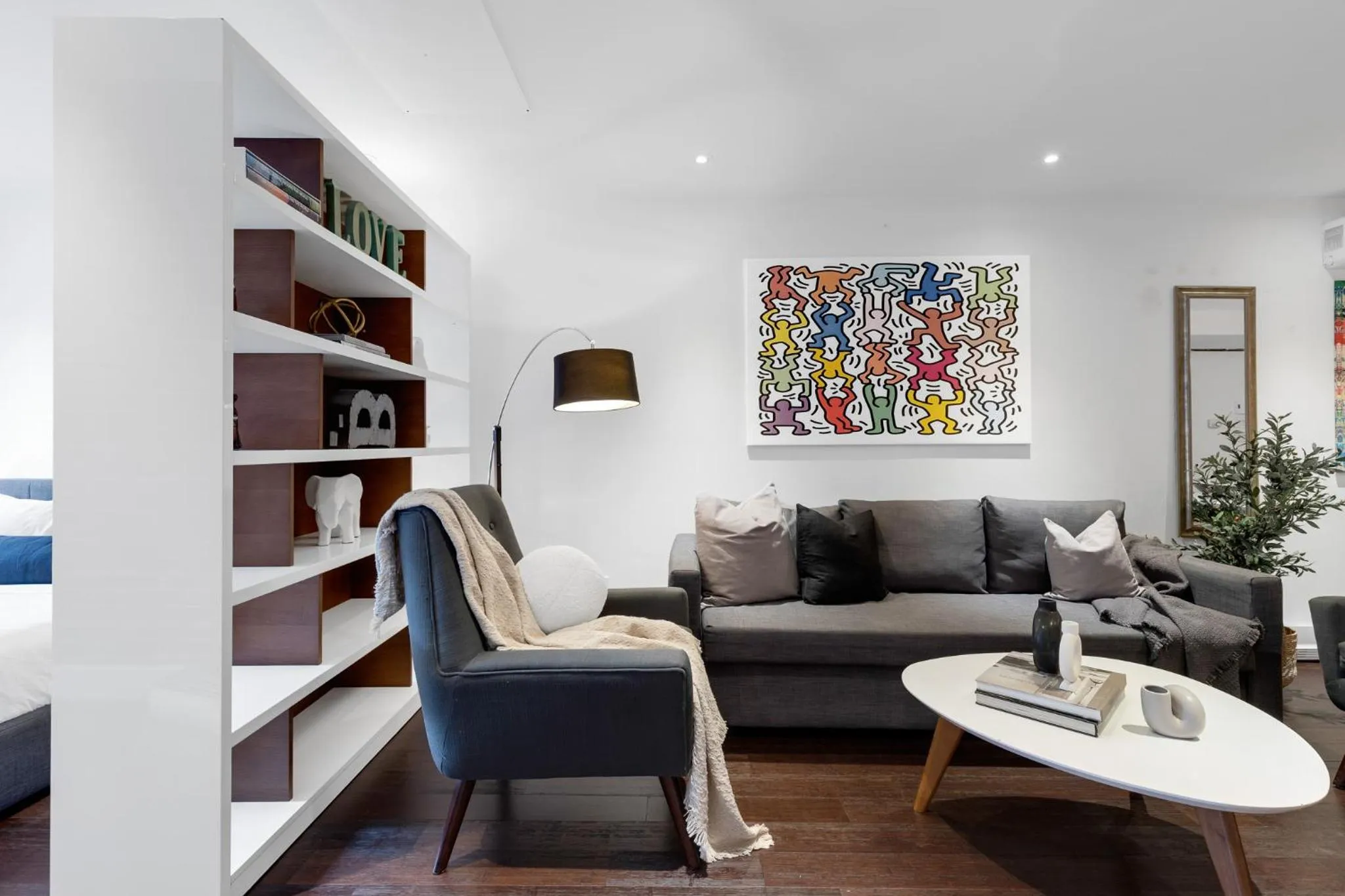 Living room in LiV MTL Soho