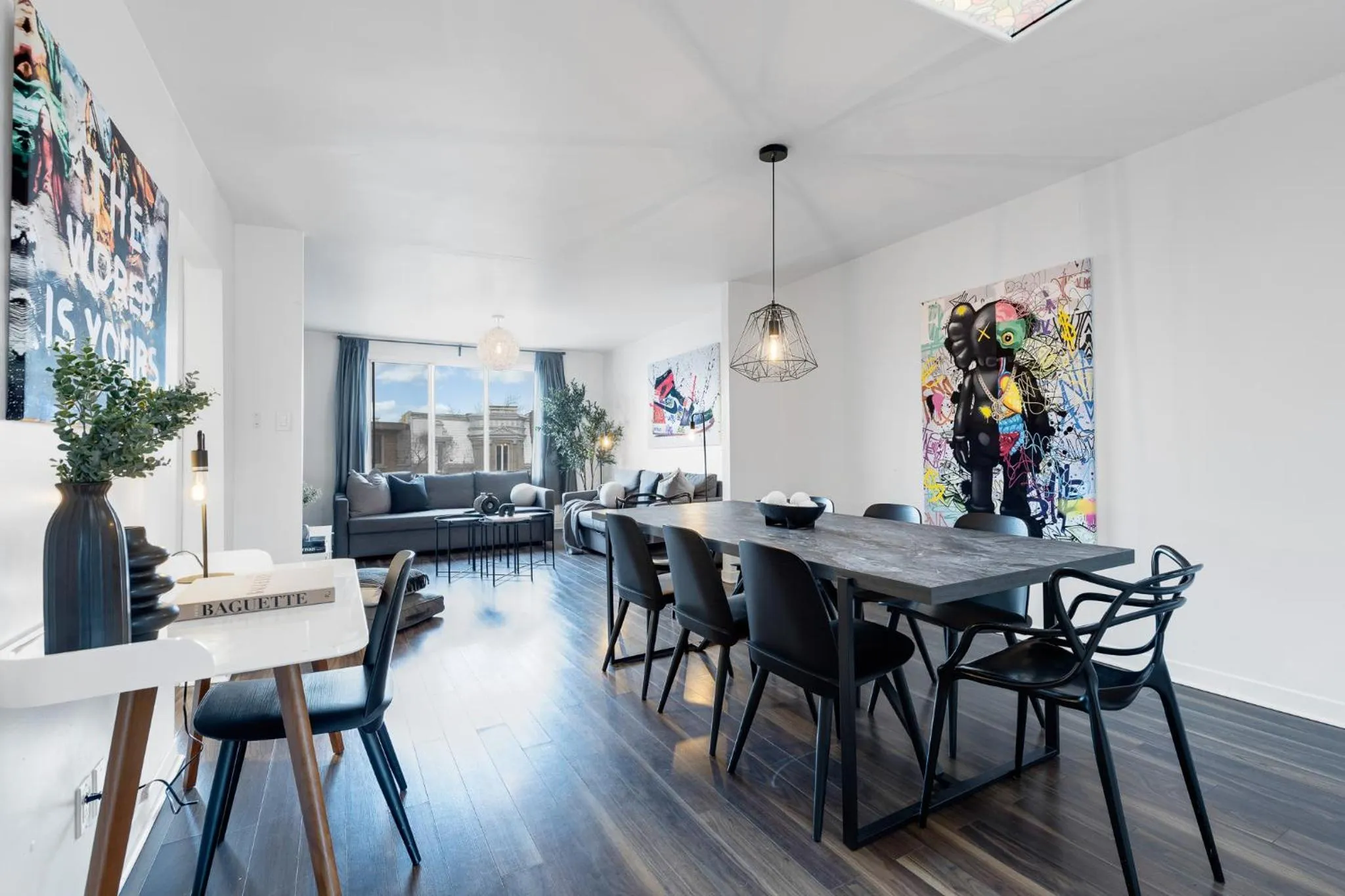 Living room in LiV MTL Soho