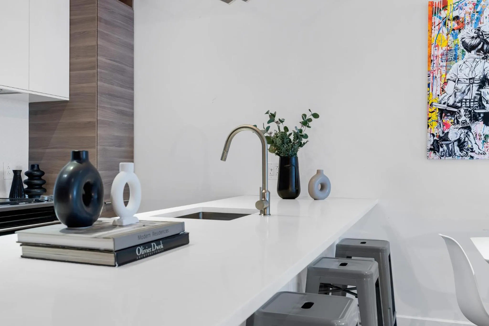 Kitchen or kitchenette in LiV MTL Soho