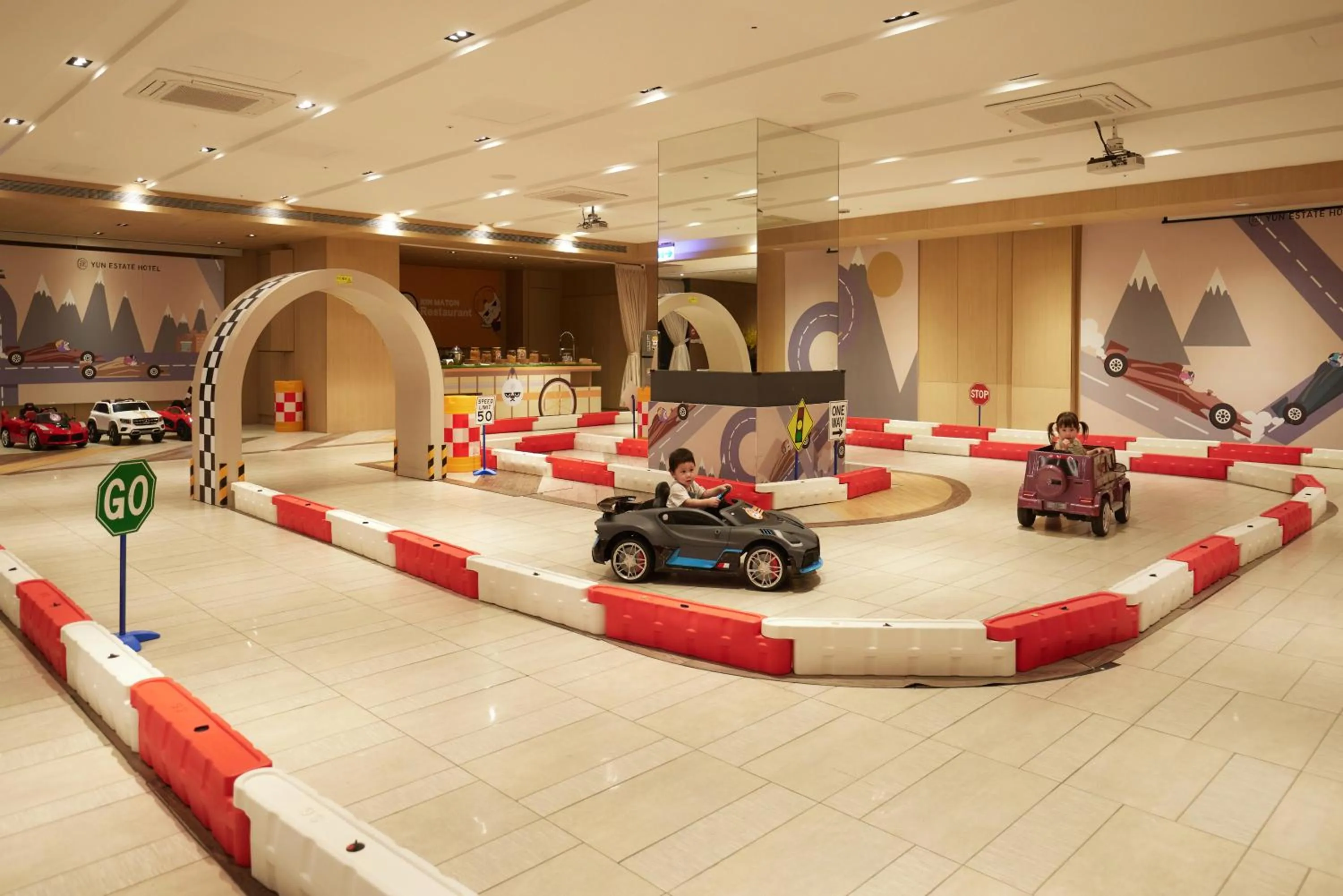 Children play ground in Yun Estate Hotel