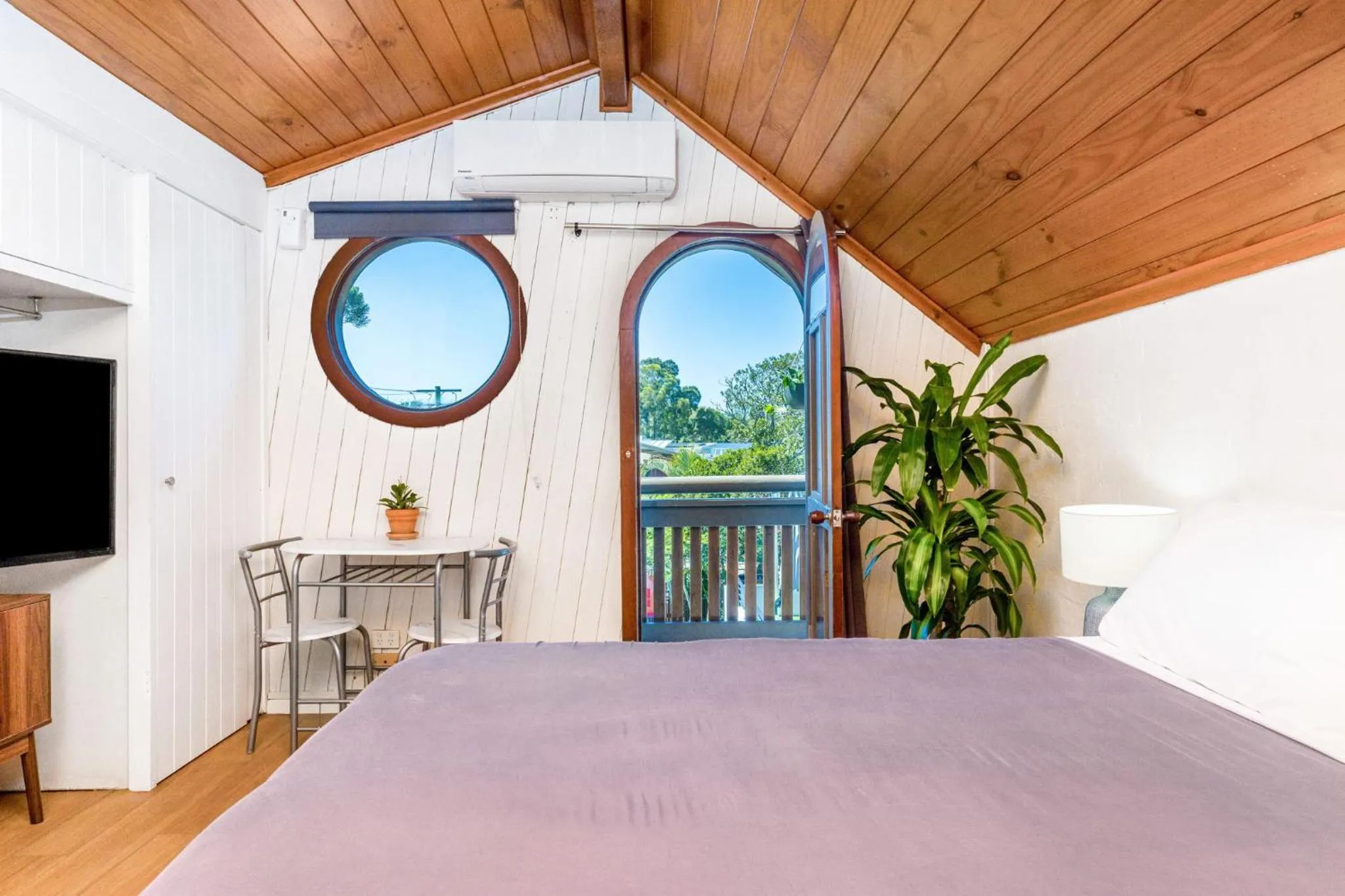 Bedroom in Aquarius Backpackers Resort