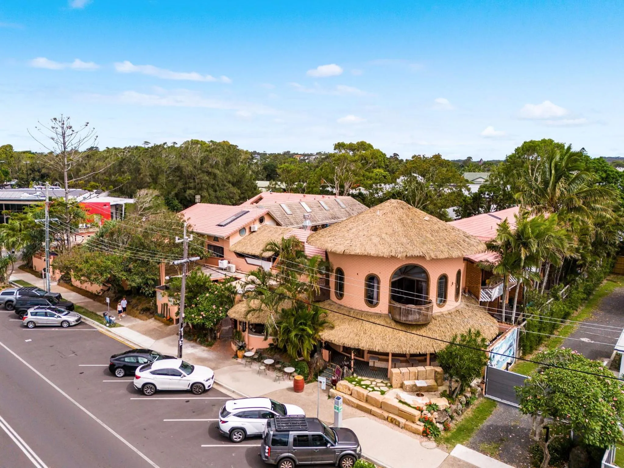 Property building in Aquarius Backpackers Resort