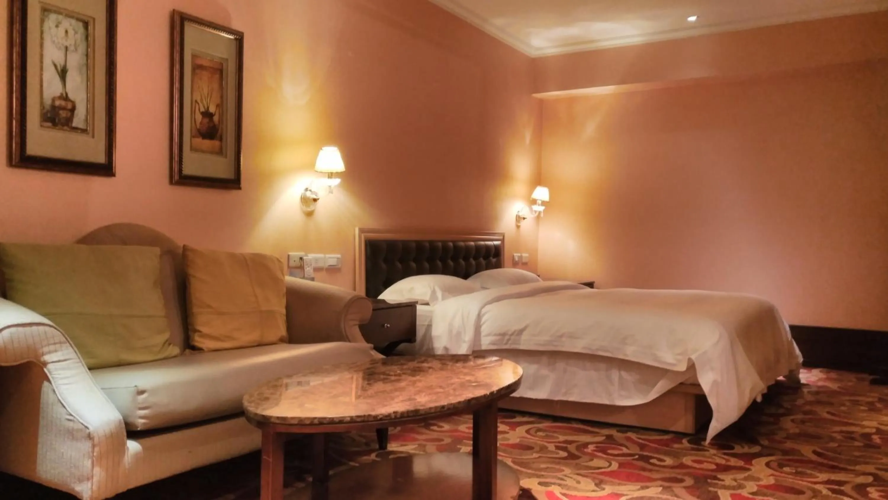 Bed in Kai Wei Boutique Hotel