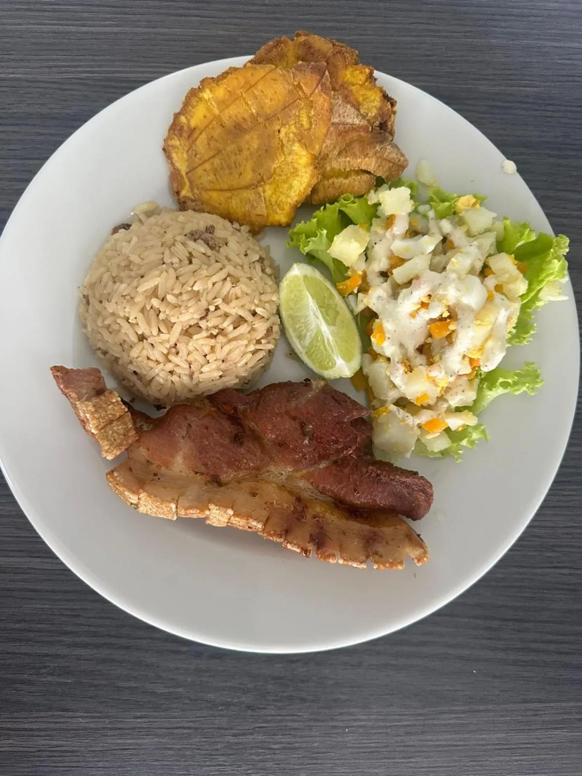 Restaurant/places to eat in Hotel Estadio Real