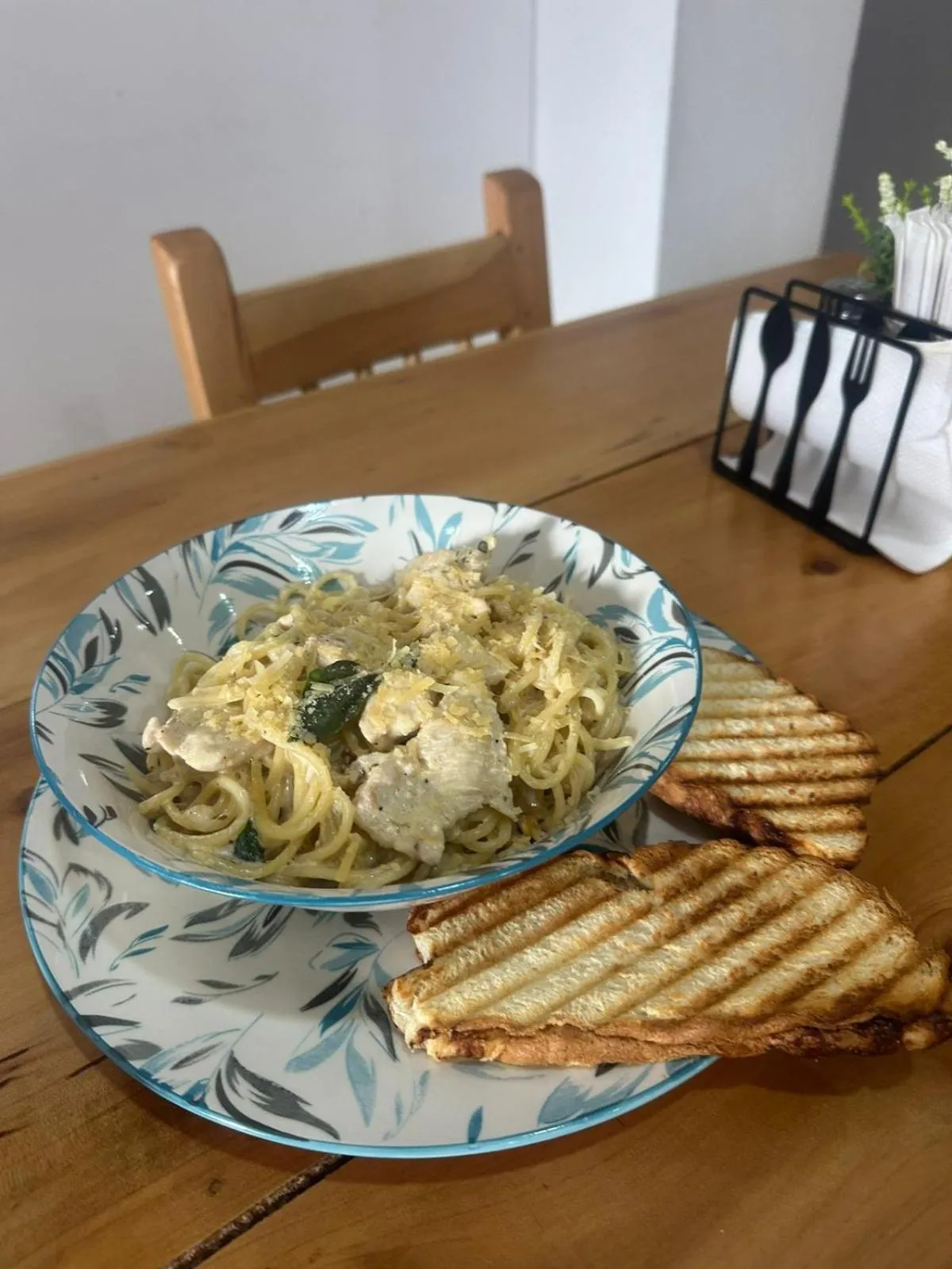 Restaurant/places to eat in Hotel Estadio Real