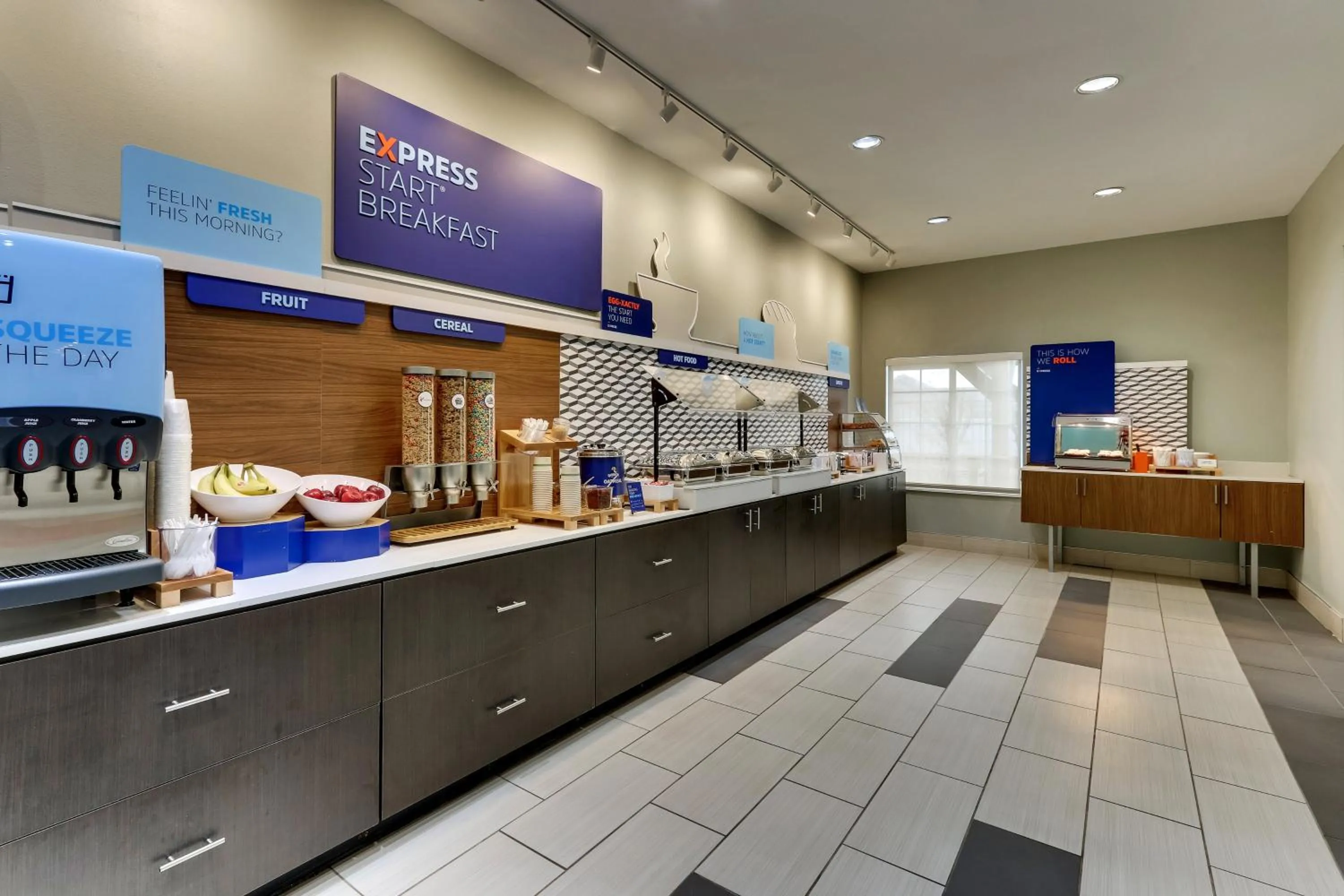 Breakfast in Holiday Inn Express & Suites - Ardmore by IHG