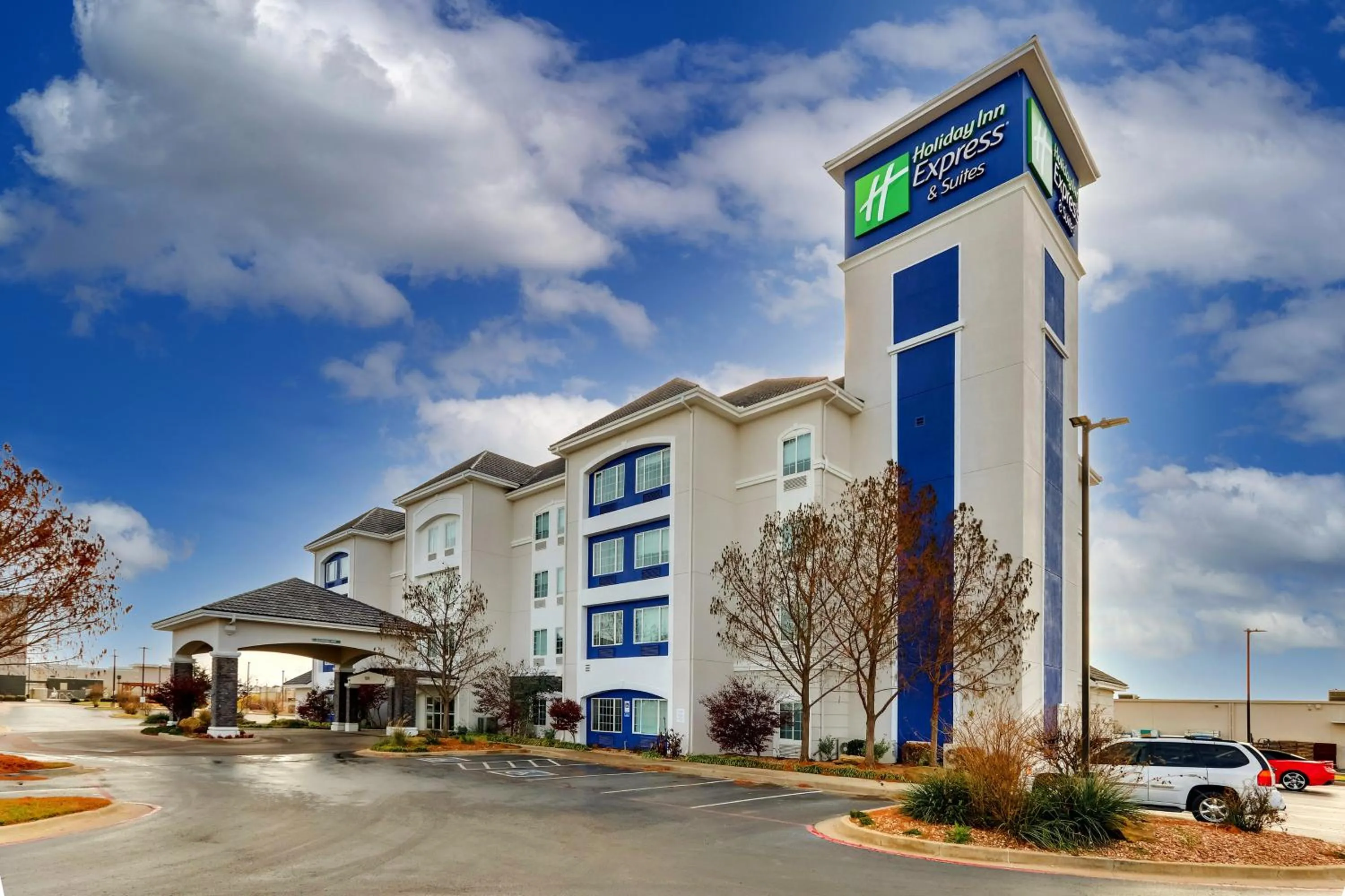 Property building in Holiday Inn Express & Suites - Ardmore by IHG