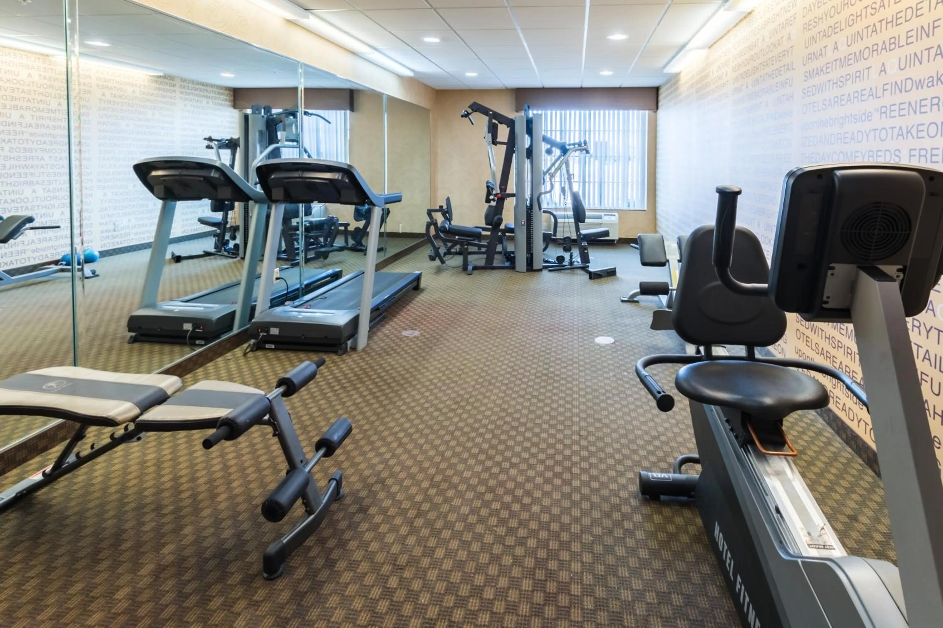 Fitness centre/facilities in Motel 6-Joshua, TX
