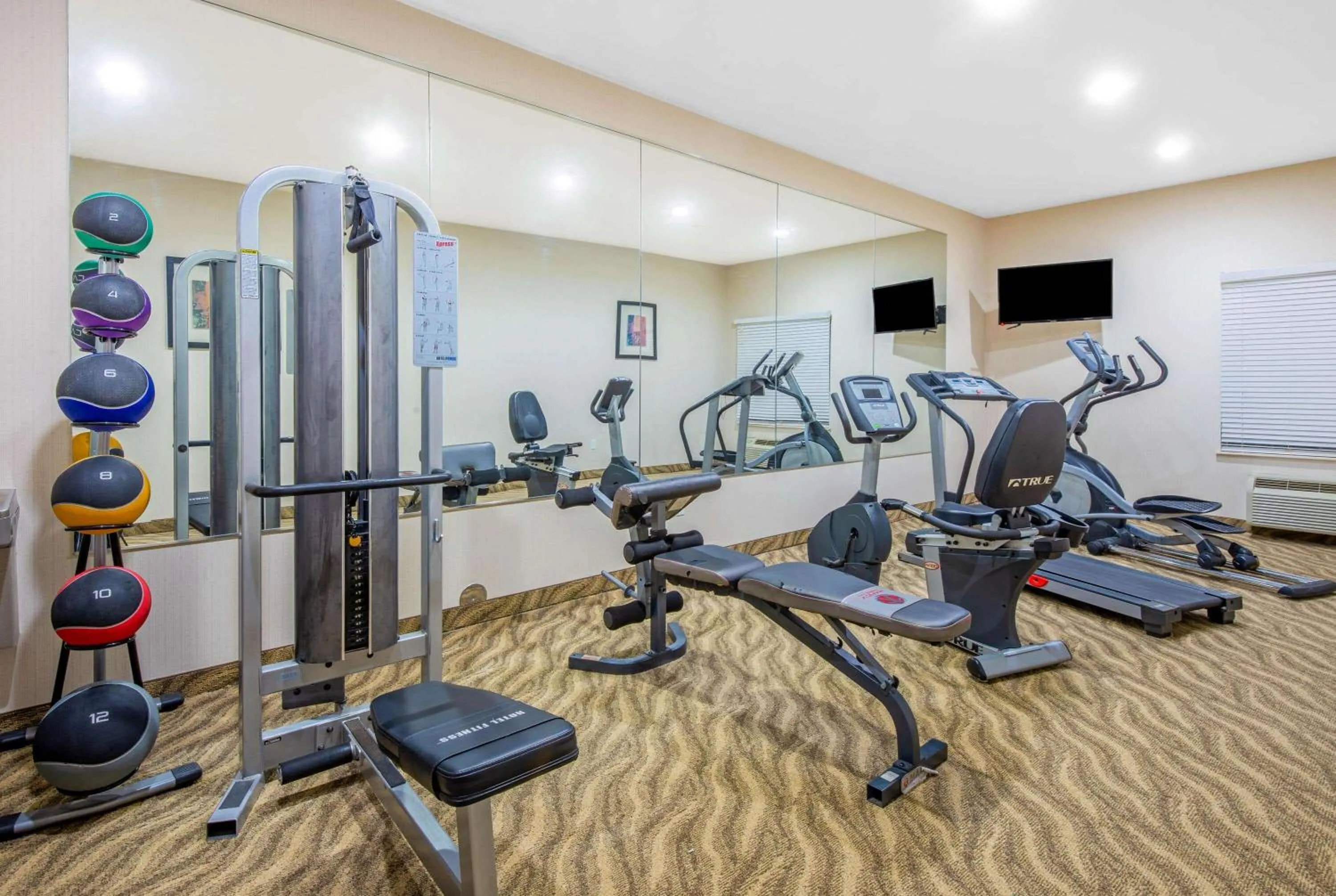 Fitness centre/facilities in La Quinta by Wyndham Glen Rose