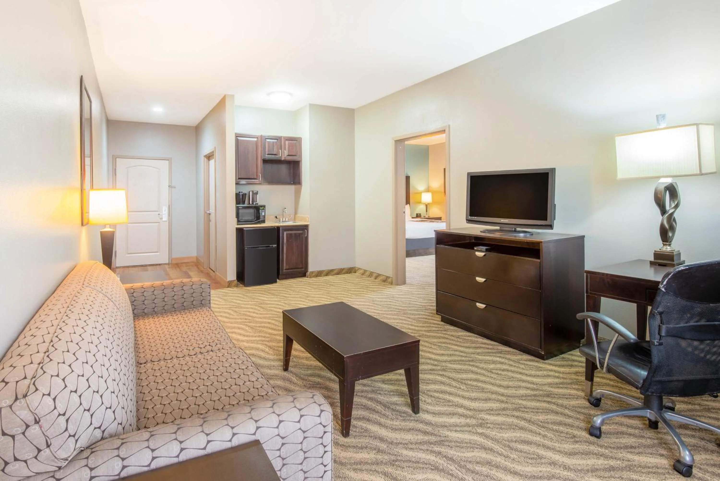 TV and multimedia in La Quinta by Wyndham Glen Rose