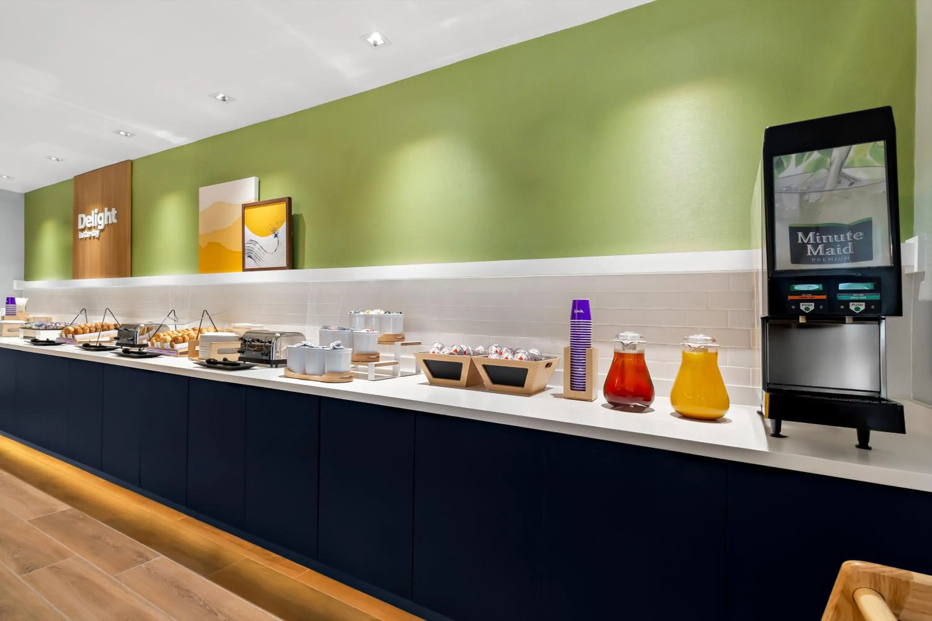 Buffet breakfast in Spark By Hilton Missouri City