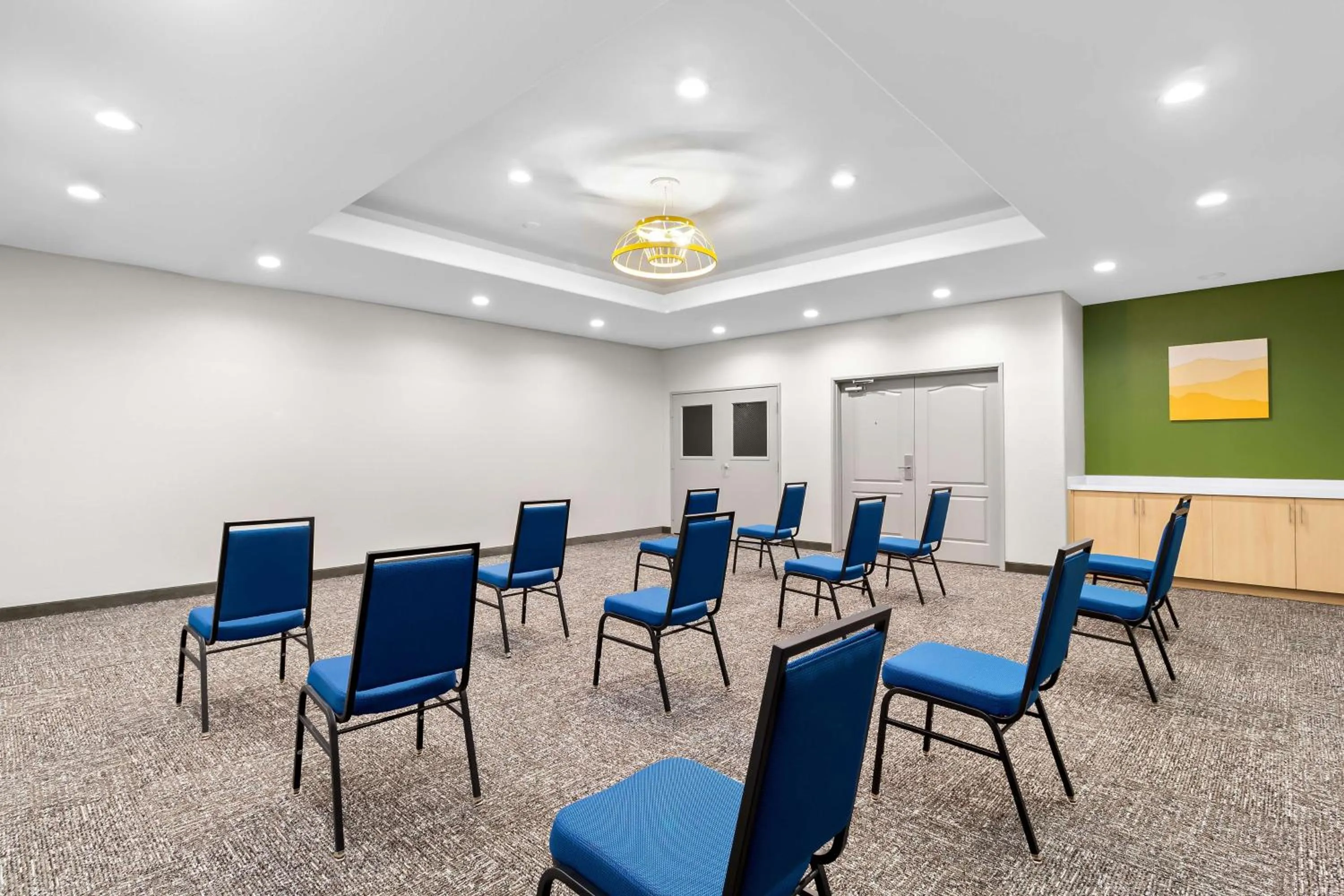 Meeting/conference room in Spark By Hilton Missouri City