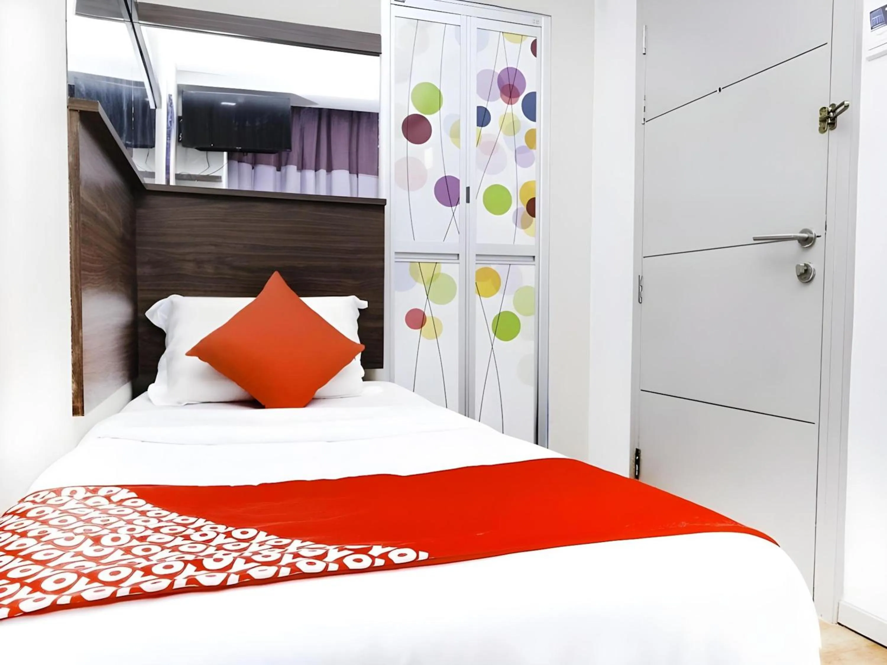 Photo of the whole room, Bed in Hotel O Fajar Baru Boutique Hotel