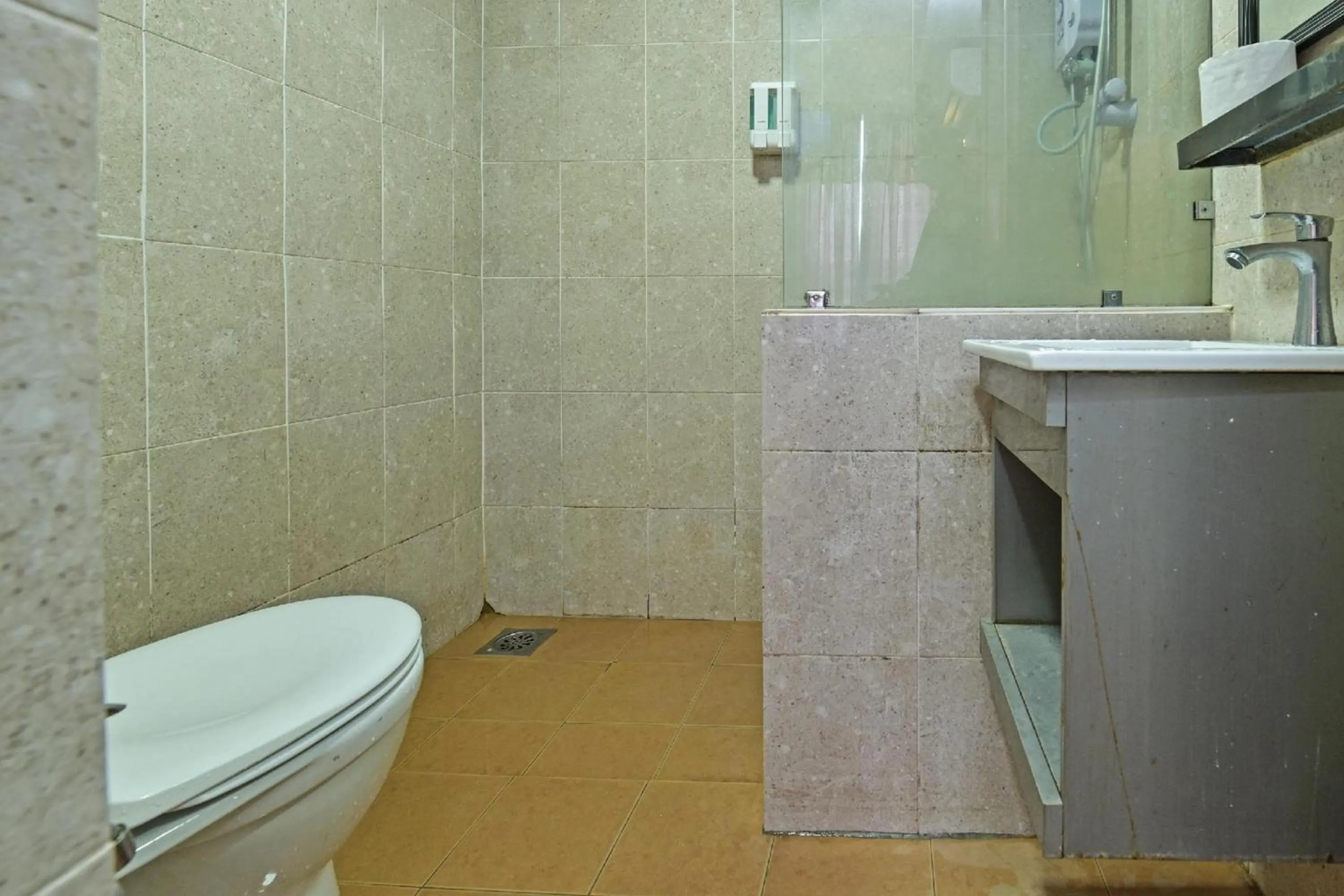 Bathroom in Hotel O Fajar Baru Boutique Hotel