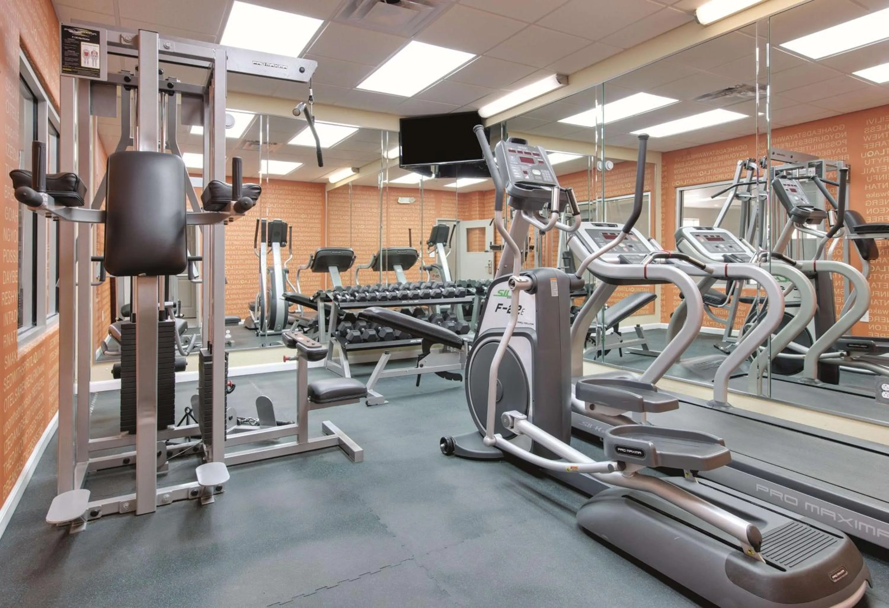 Fitness centre/facilities in La Quinta by Wyndham Corsicana