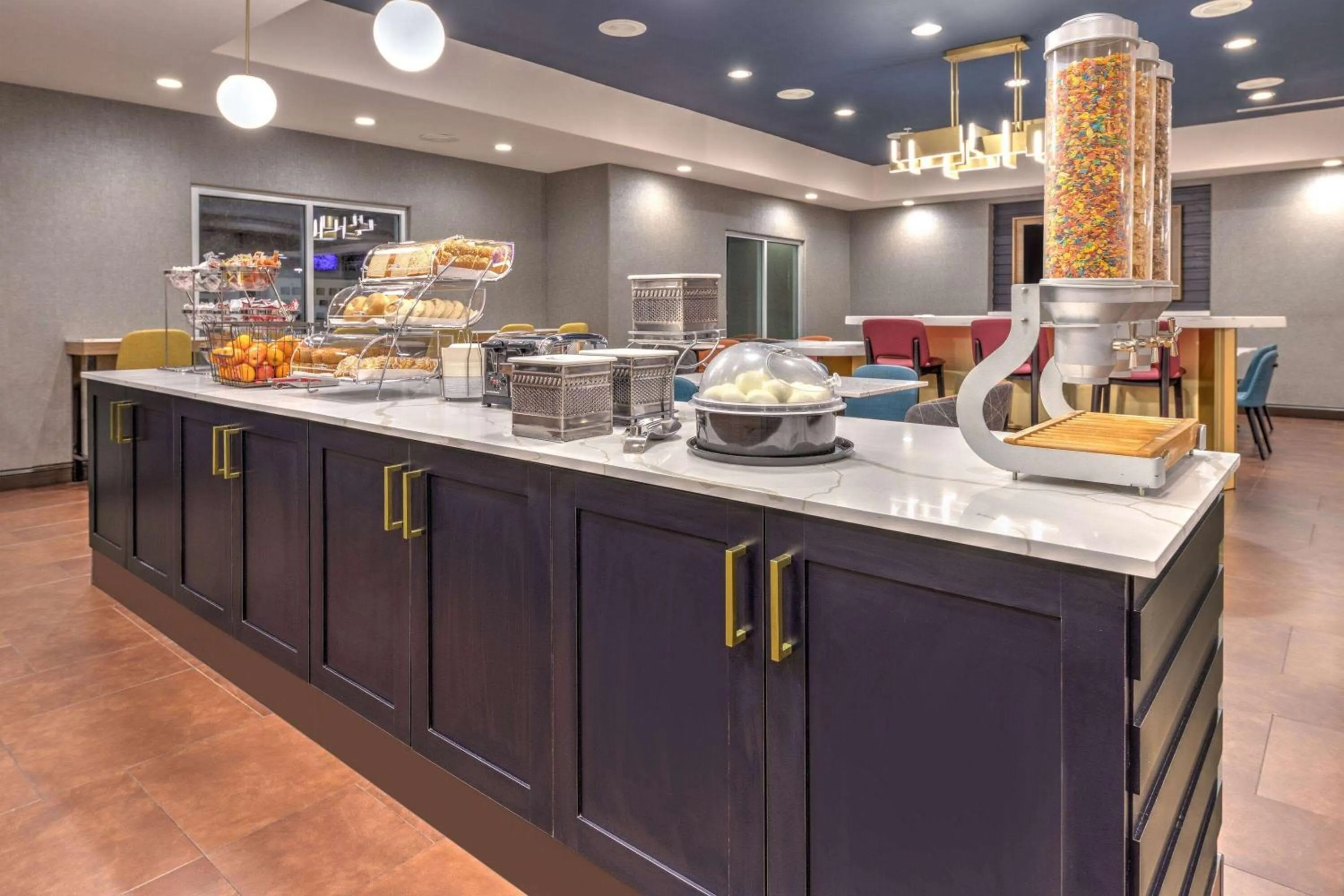 Breakfast in La Quinta by Wyndham Woodway - Waco South