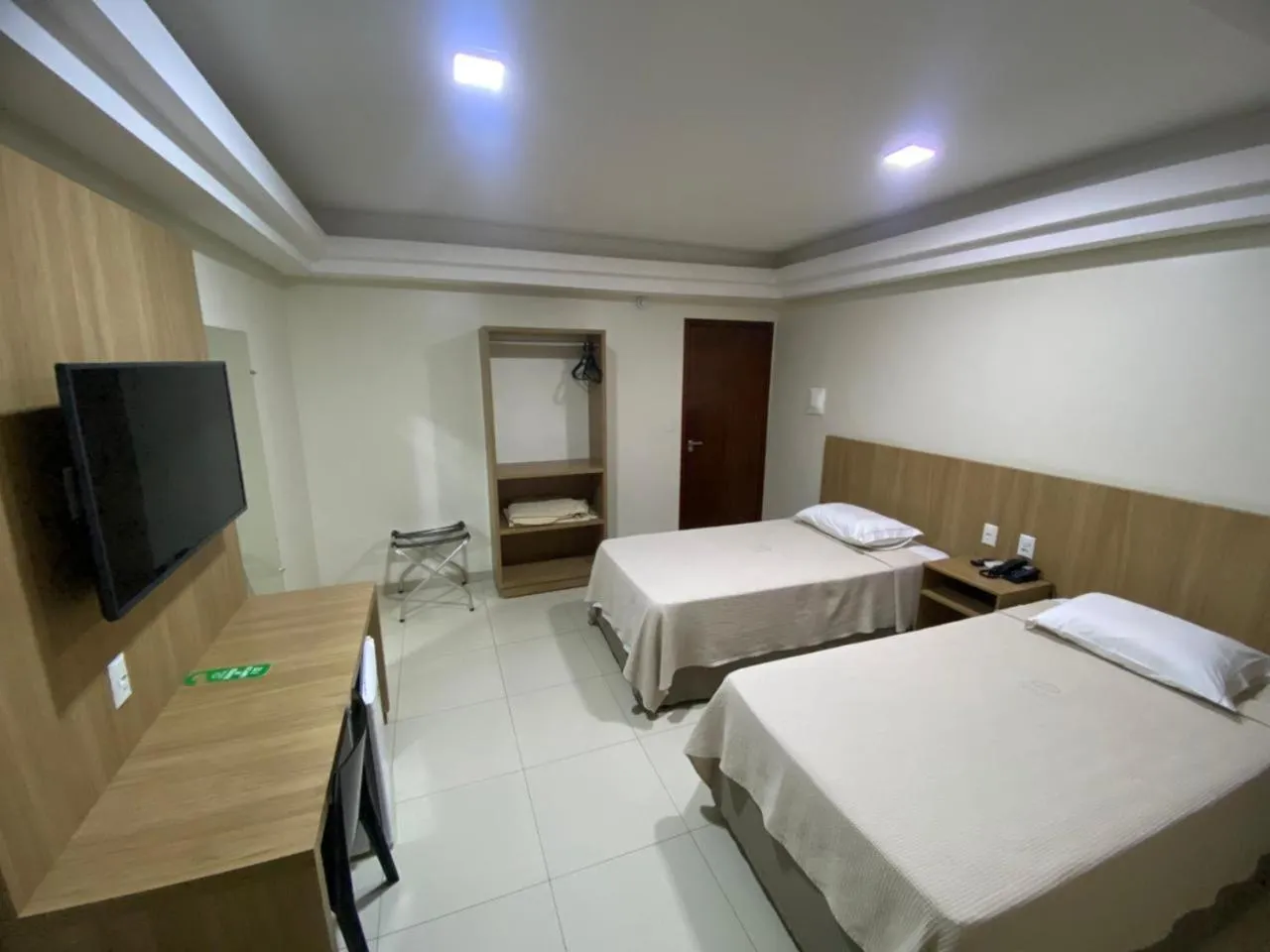 Bedroom, Bed in Tawfiqs Hotel