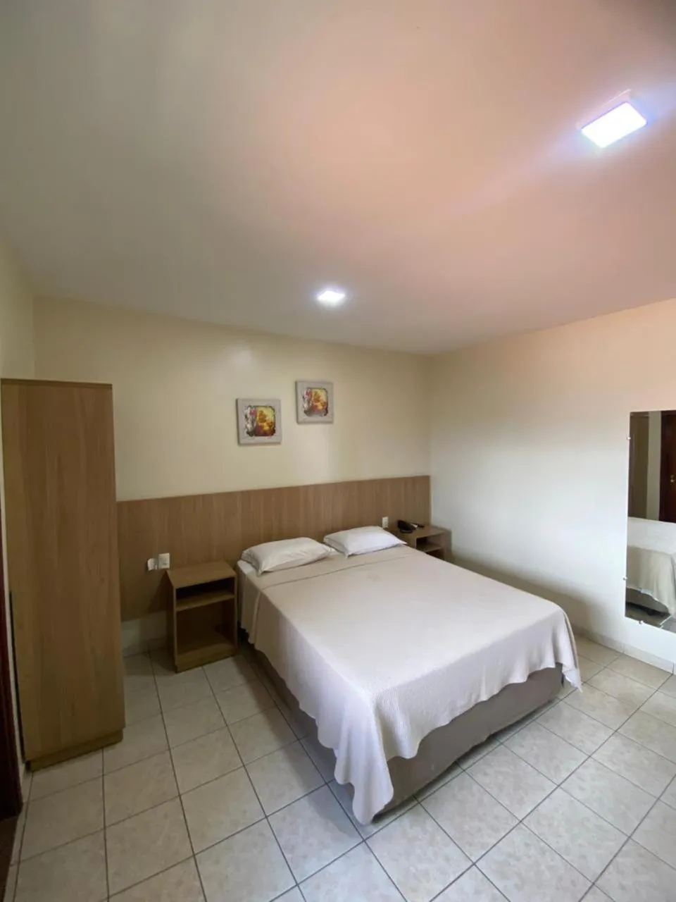 Bedroom, Bed in Tawfiqs Hotel