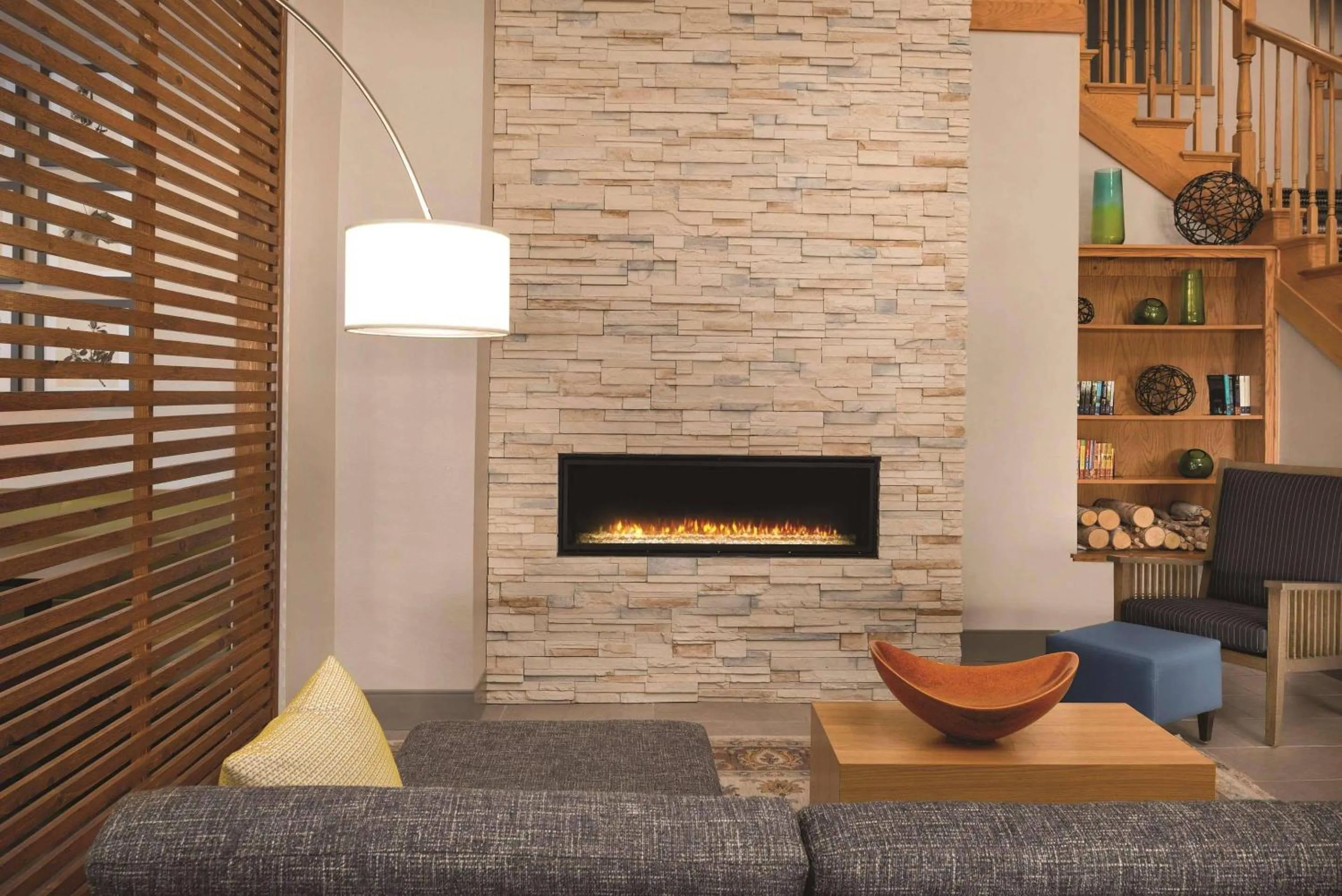 Lobby or reception in Country Inn & Suites by Radisson, Galena, IL