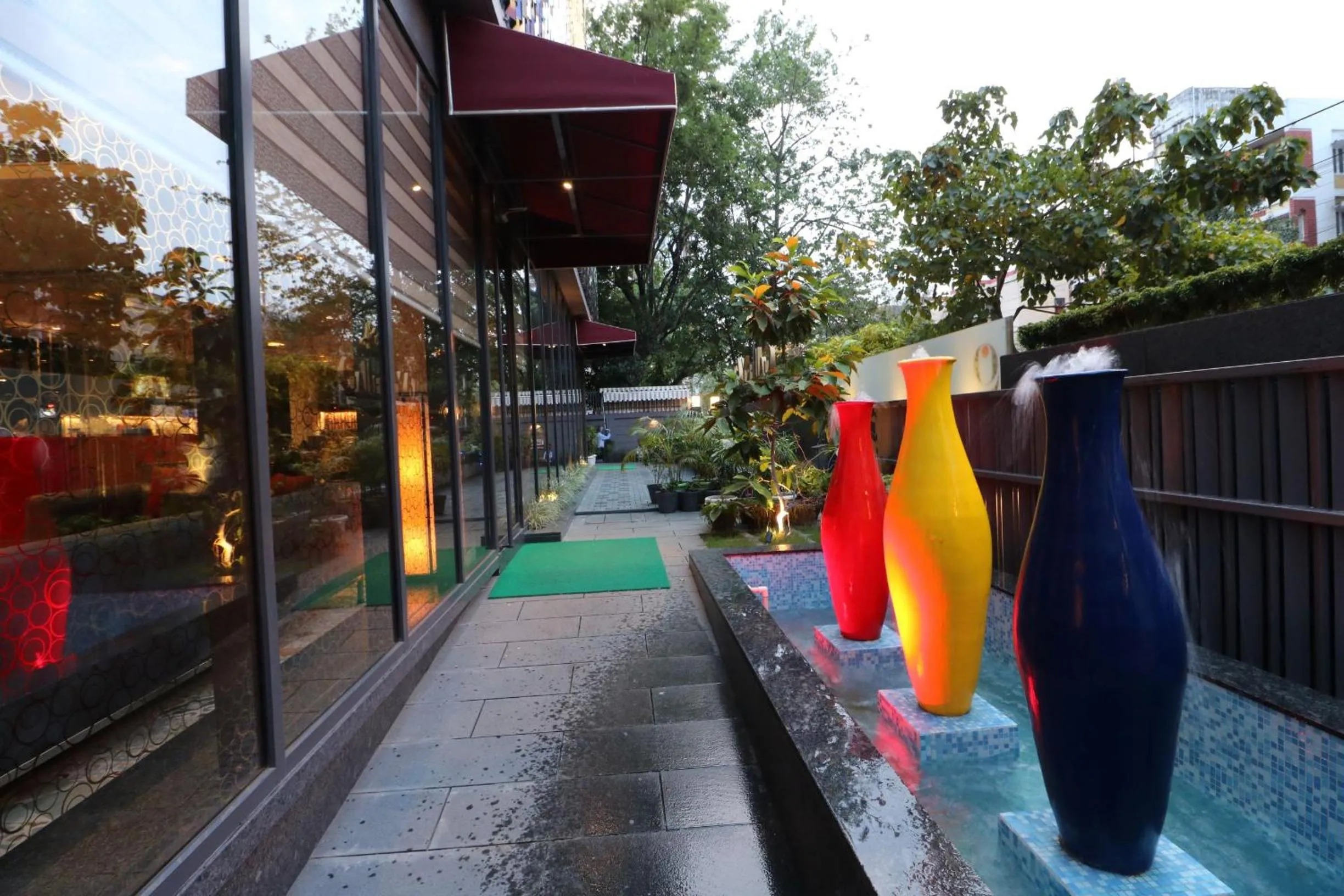 Facade/entrance in Hotel Gallery 67