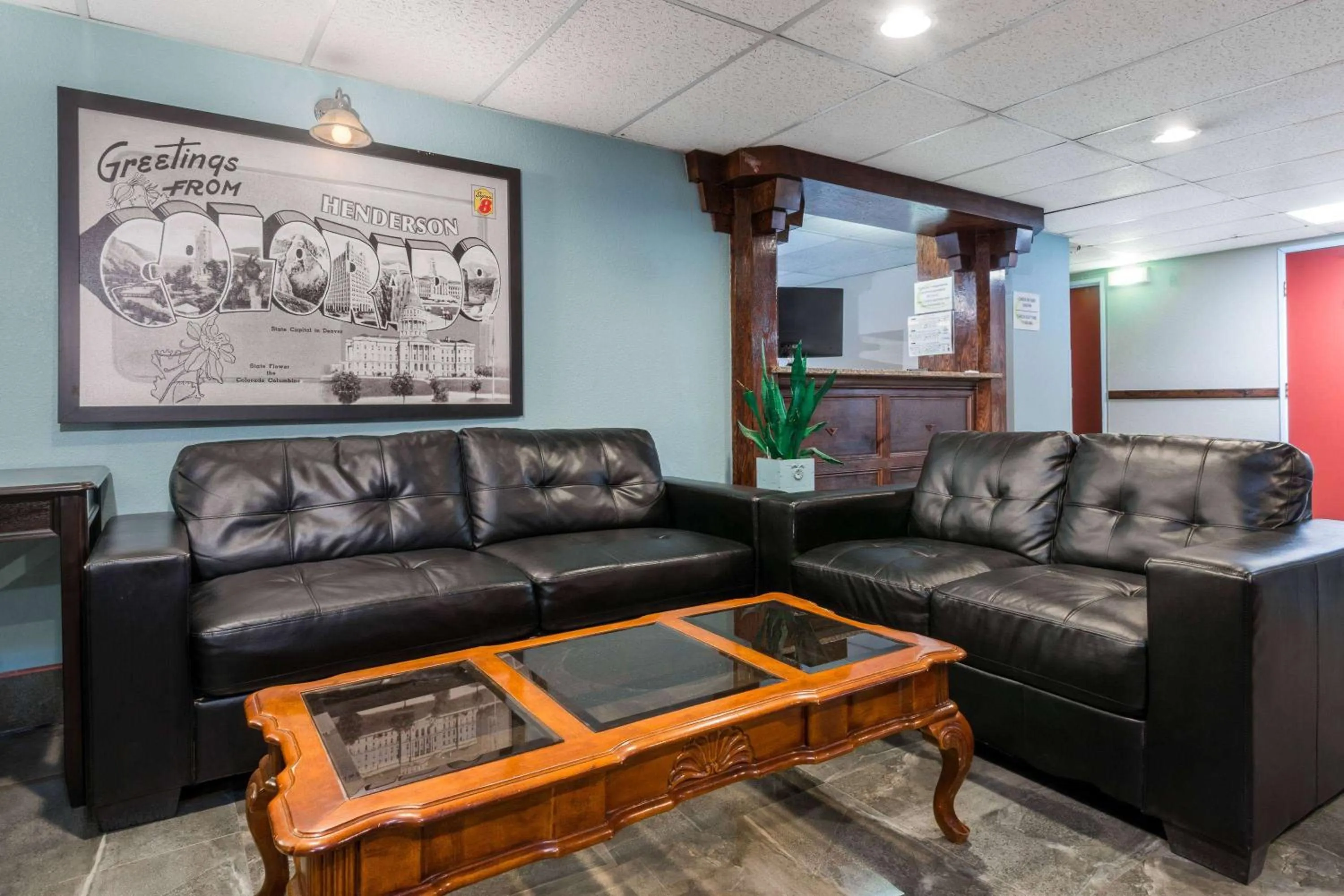 Lobby or reception in Super 8 by Wyndham Henderson North East Denver