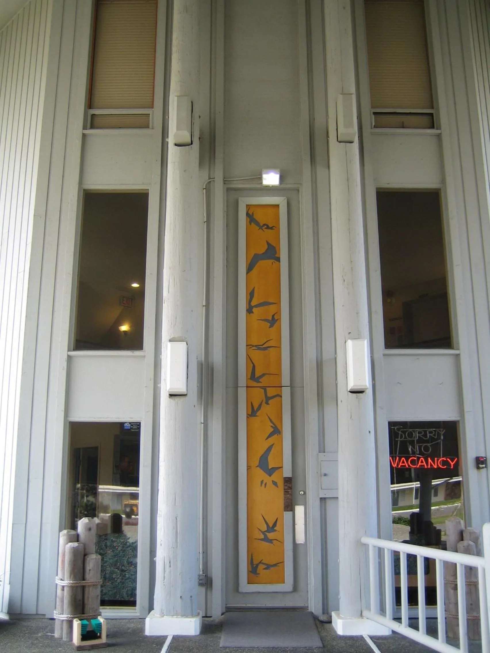 Facade/entrance in Grey Gull