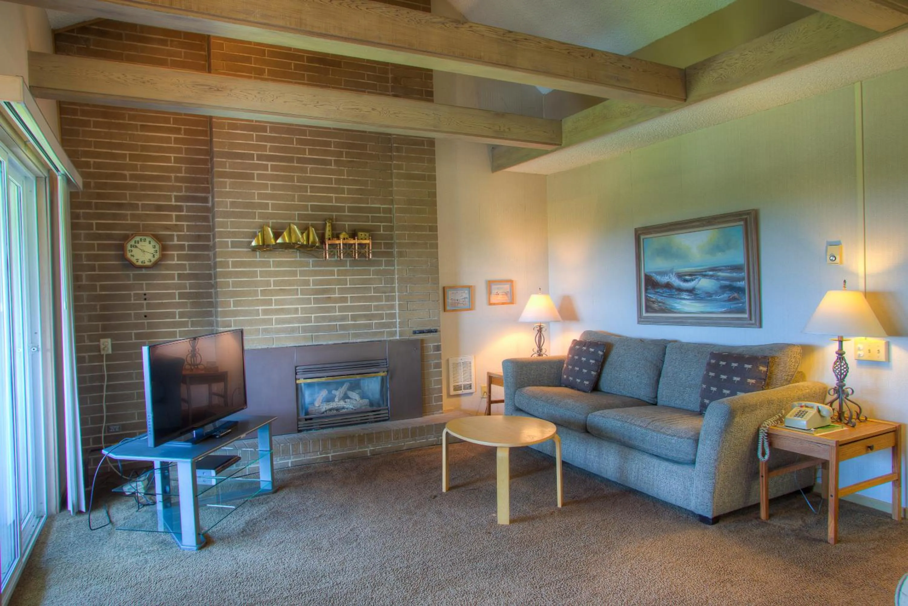 TV and multimedia in Grey Gull