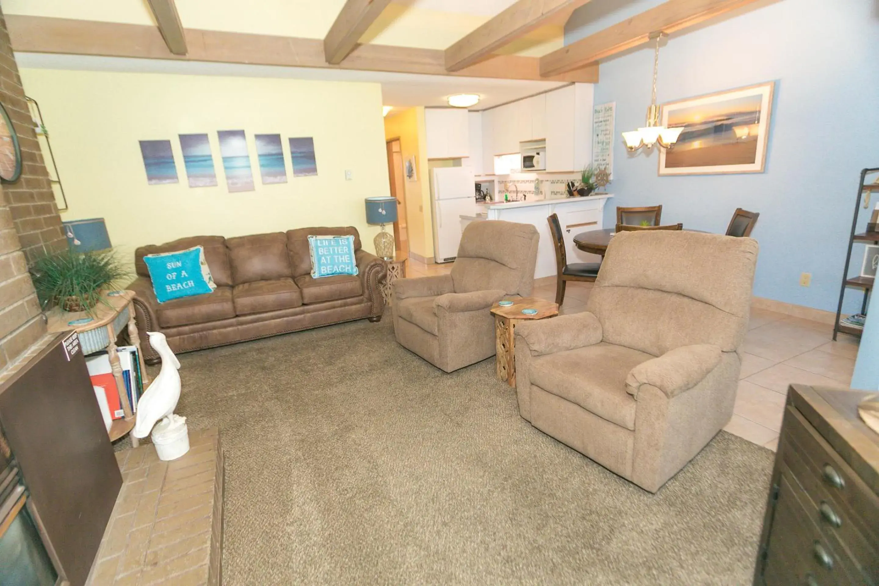 One-Bedroom Apartment with Sea View - 304 - No Pets in Grey Gull One-Bedroom Apartment with Sea View - 304 - No Pets in Grey Gull