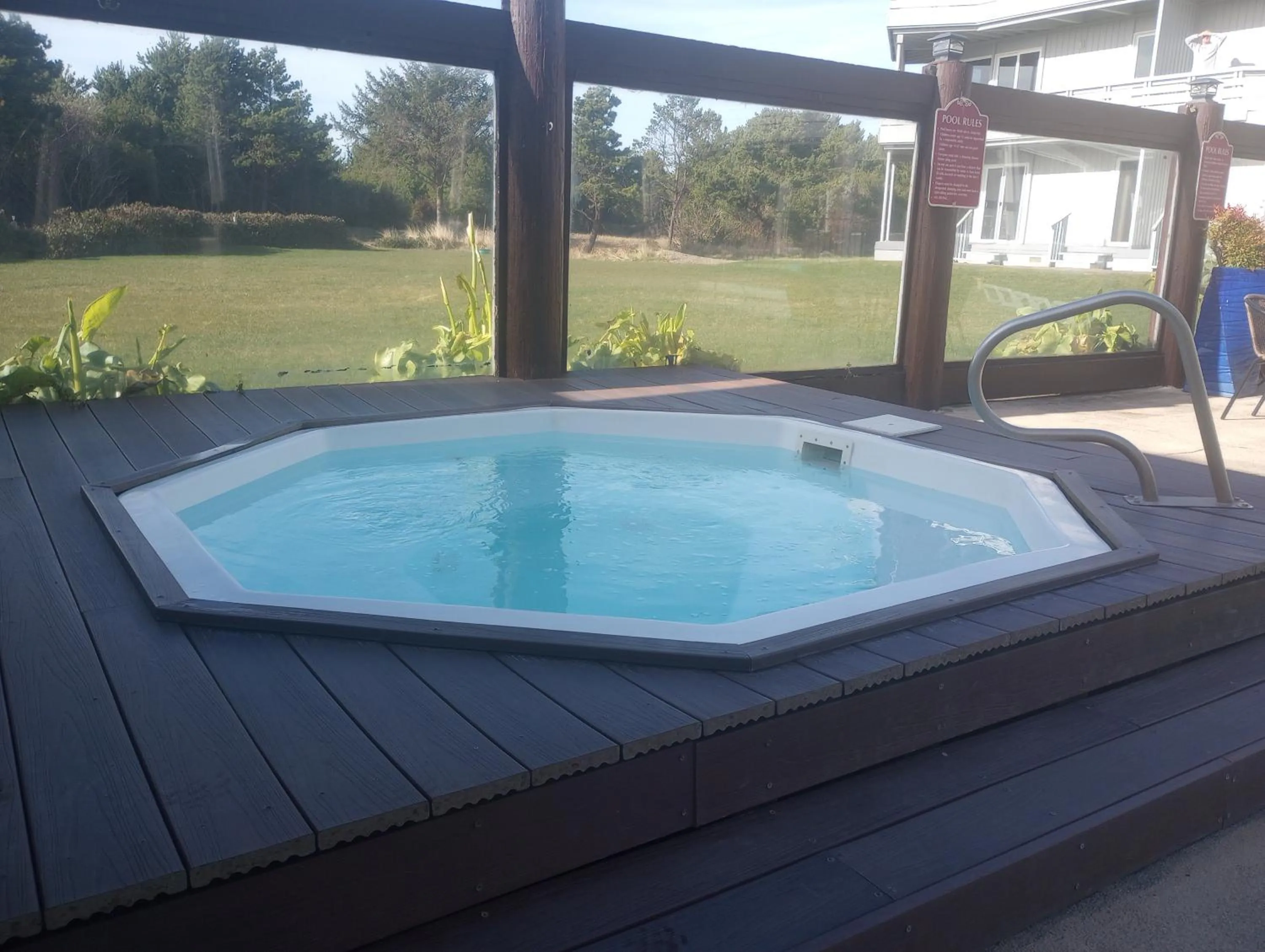 Swimming pool in Grey Gull