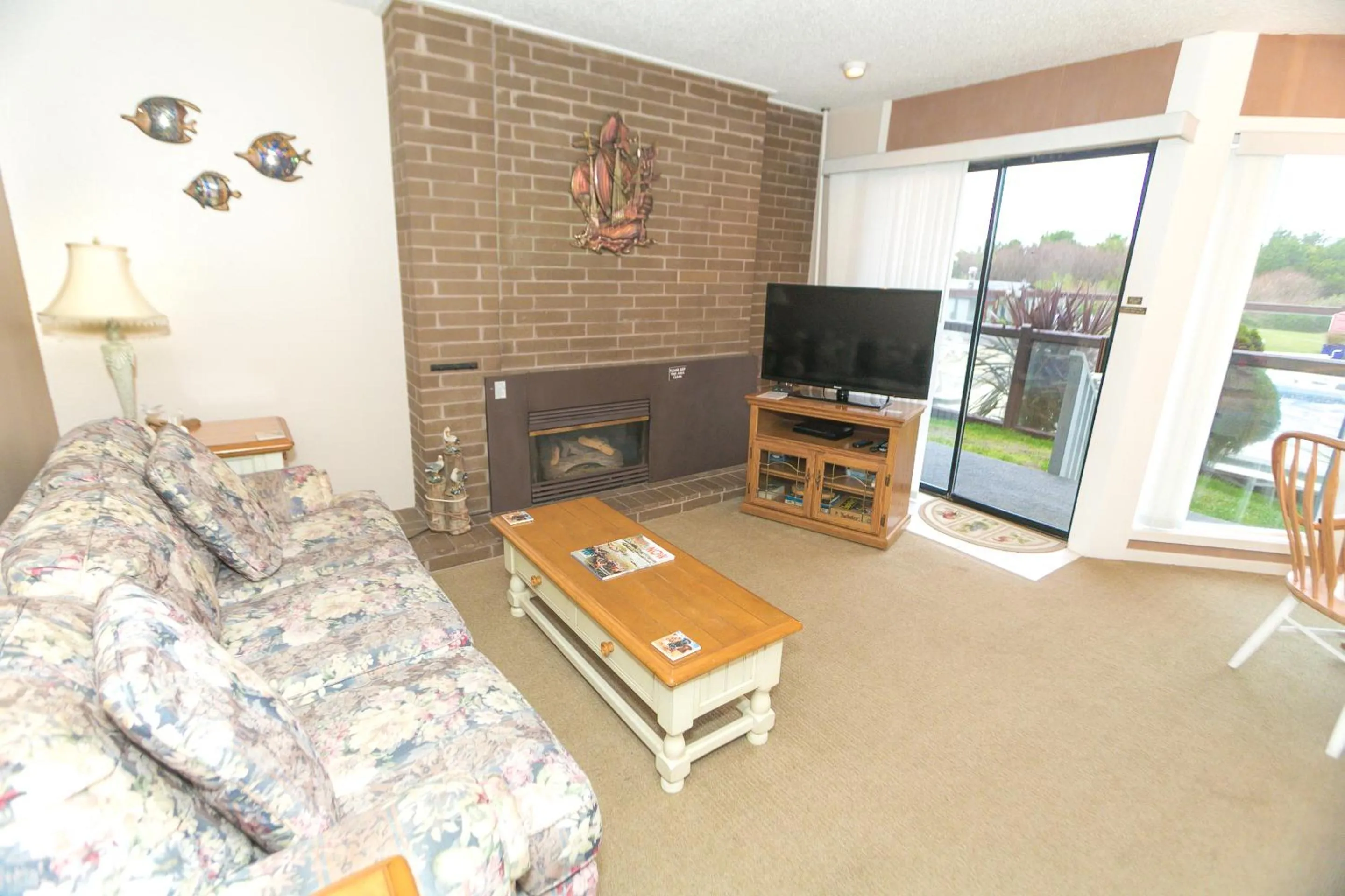 TV and multimedia in Grey Gull