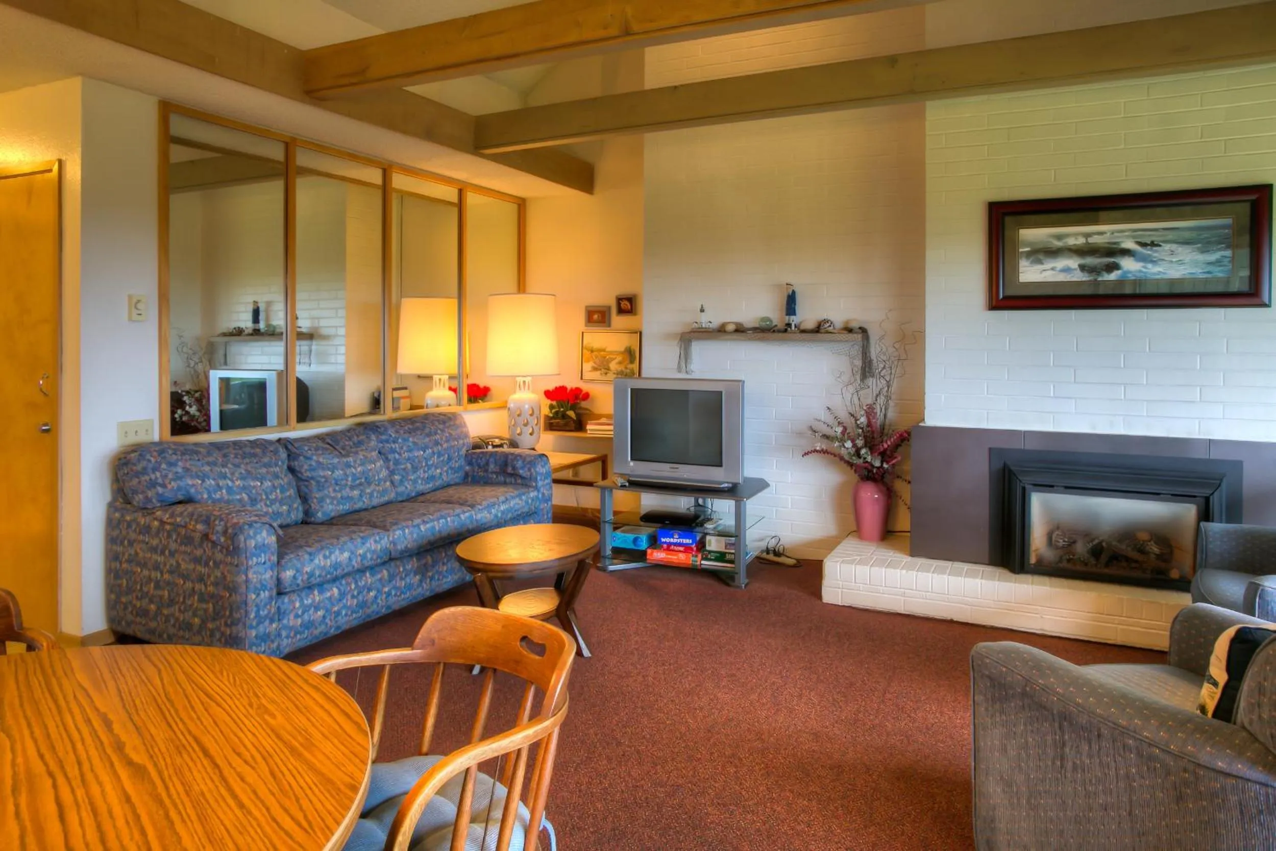 Living room in Grey Gull