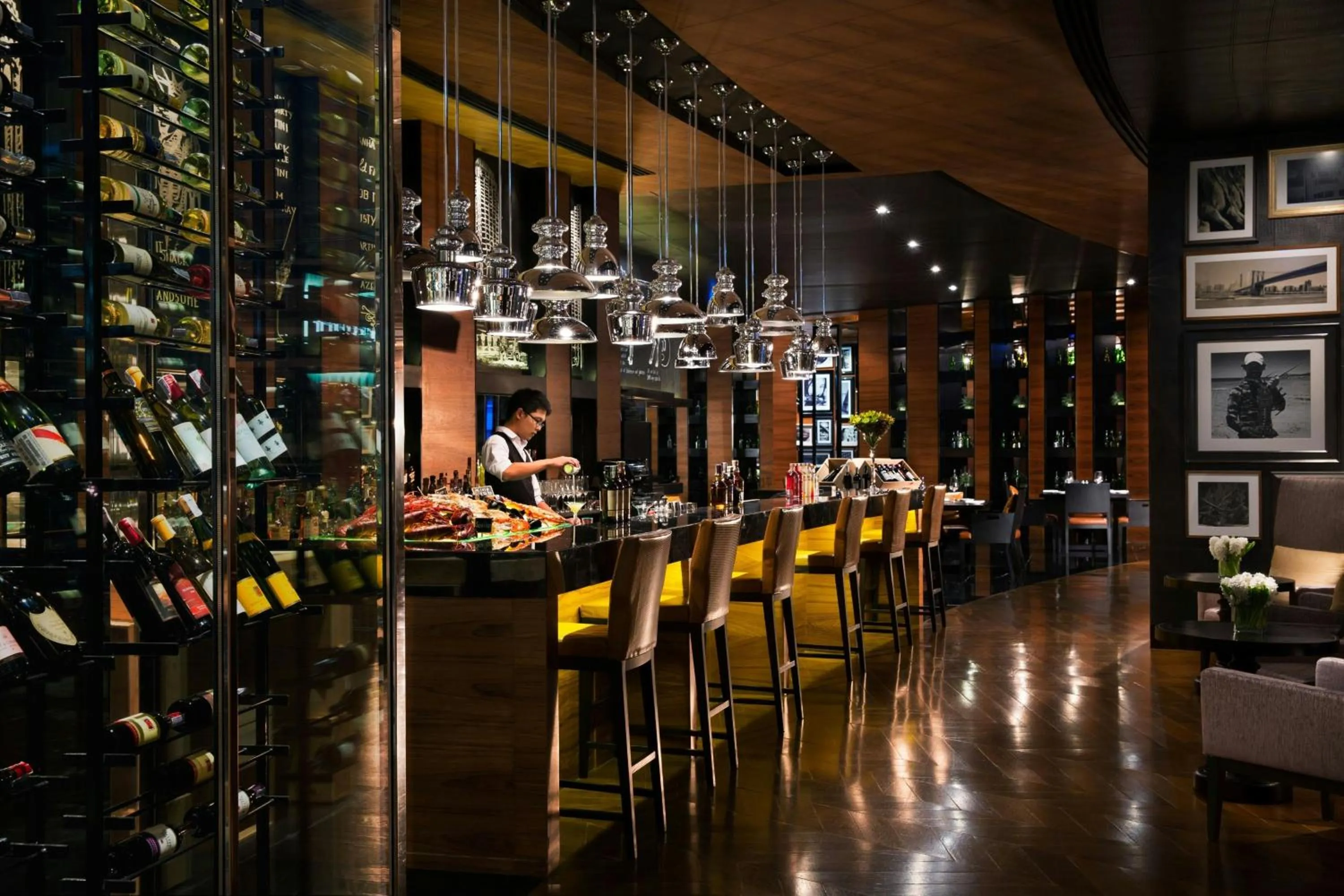 Lounge or bar in Bangkok Marriott Hotel Sukhumvit