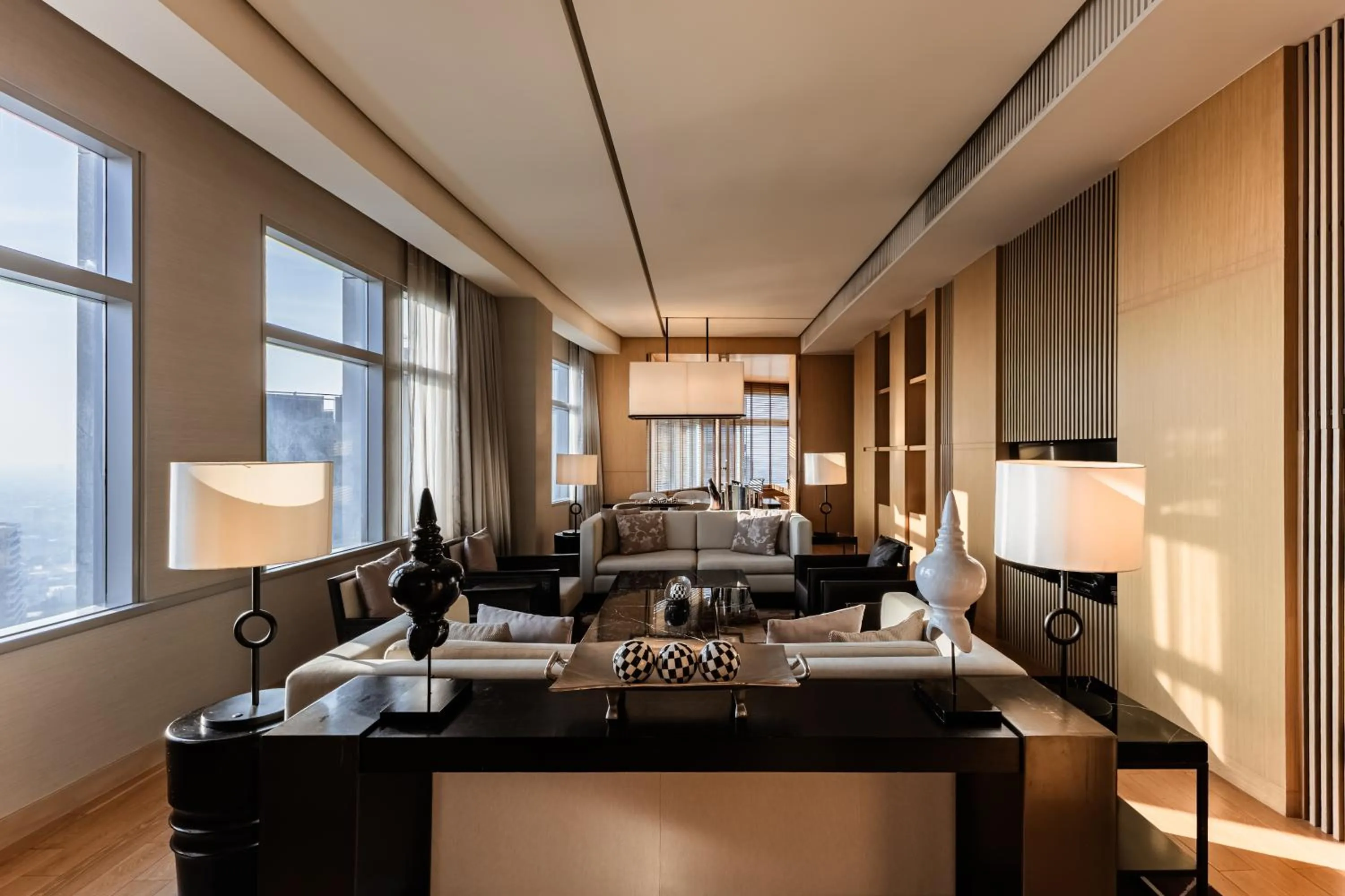 Living room in Bangkok Marriott Hotel Sukhumvit