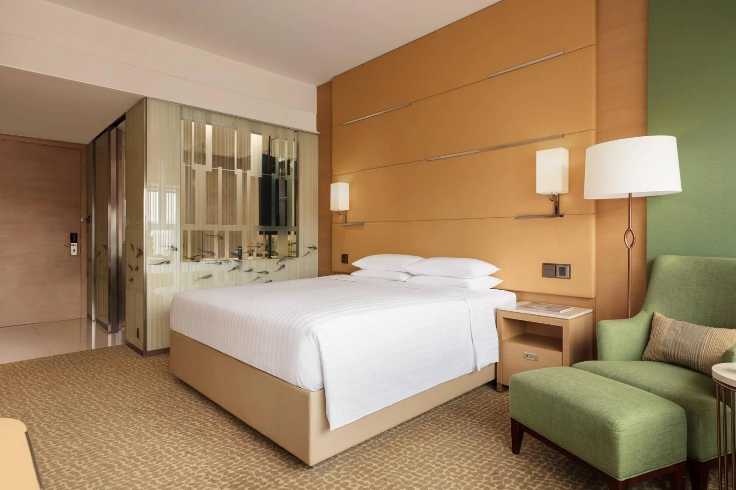 Photo of the whole room, Bed in Courtyard by Marriott Hong Kong Sha Tin