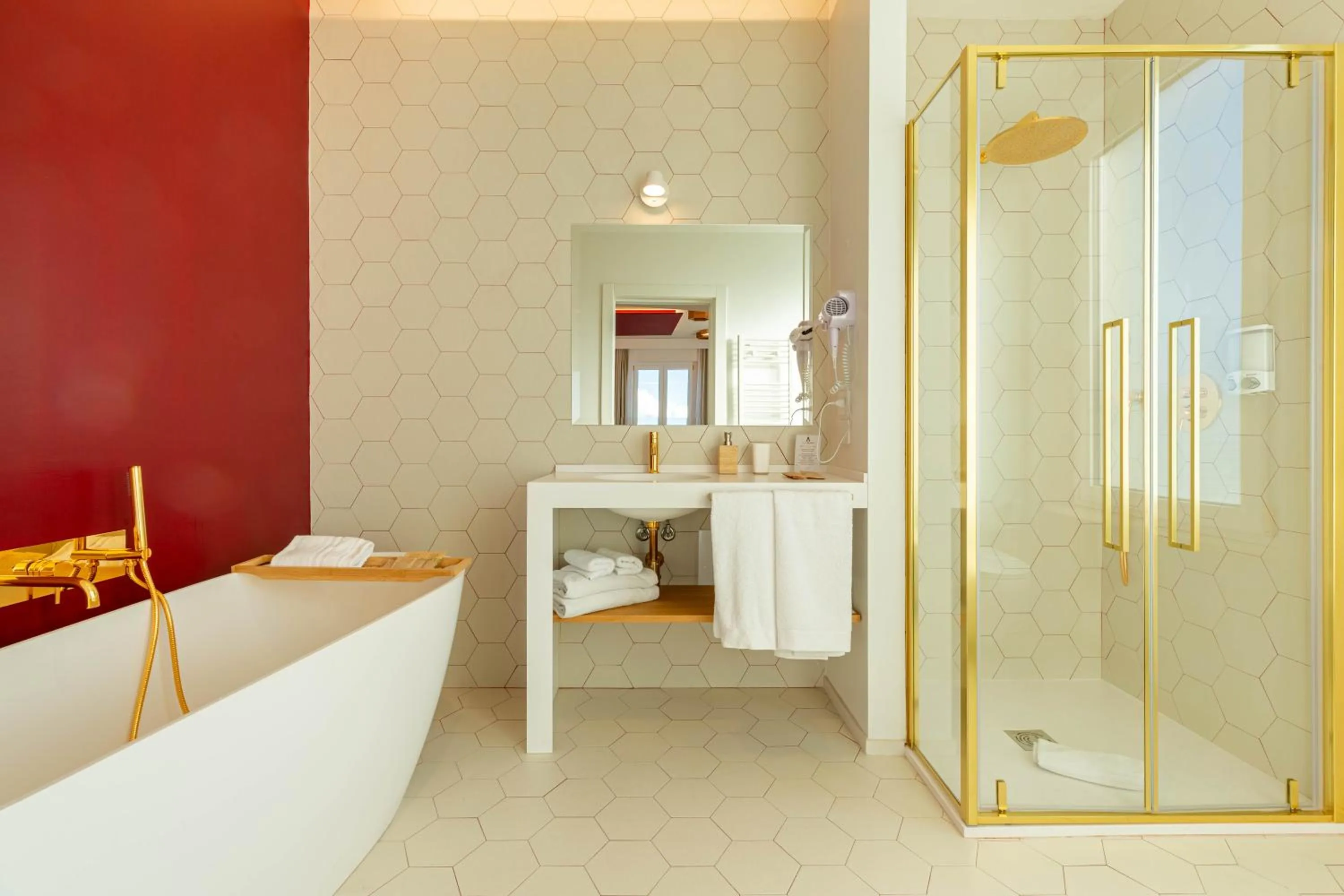 Shower in Hotel Aristeo