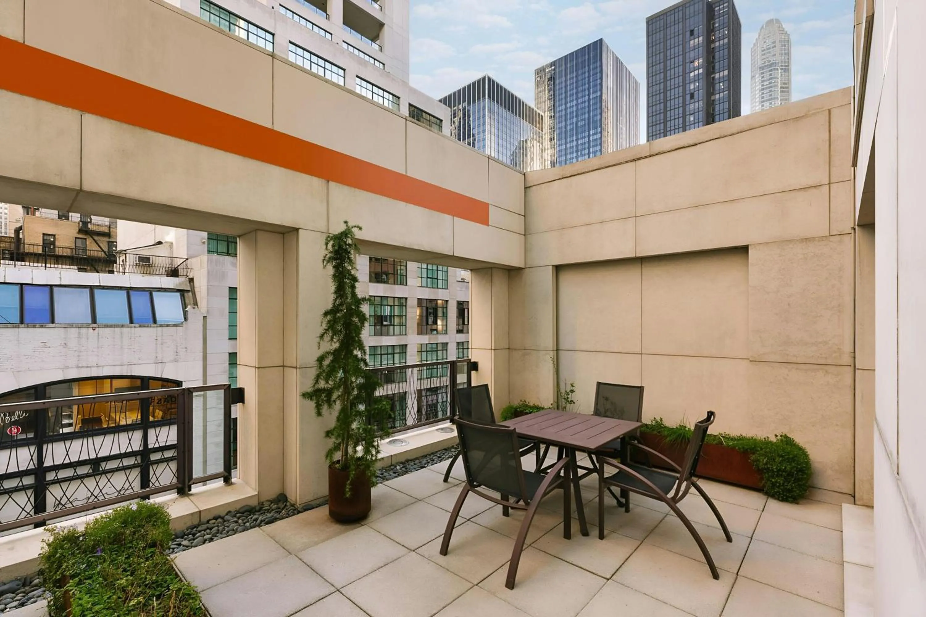 Photo of the whole room in Chambers Hotel Central Park South, Sonder by Marriott Bonvoy