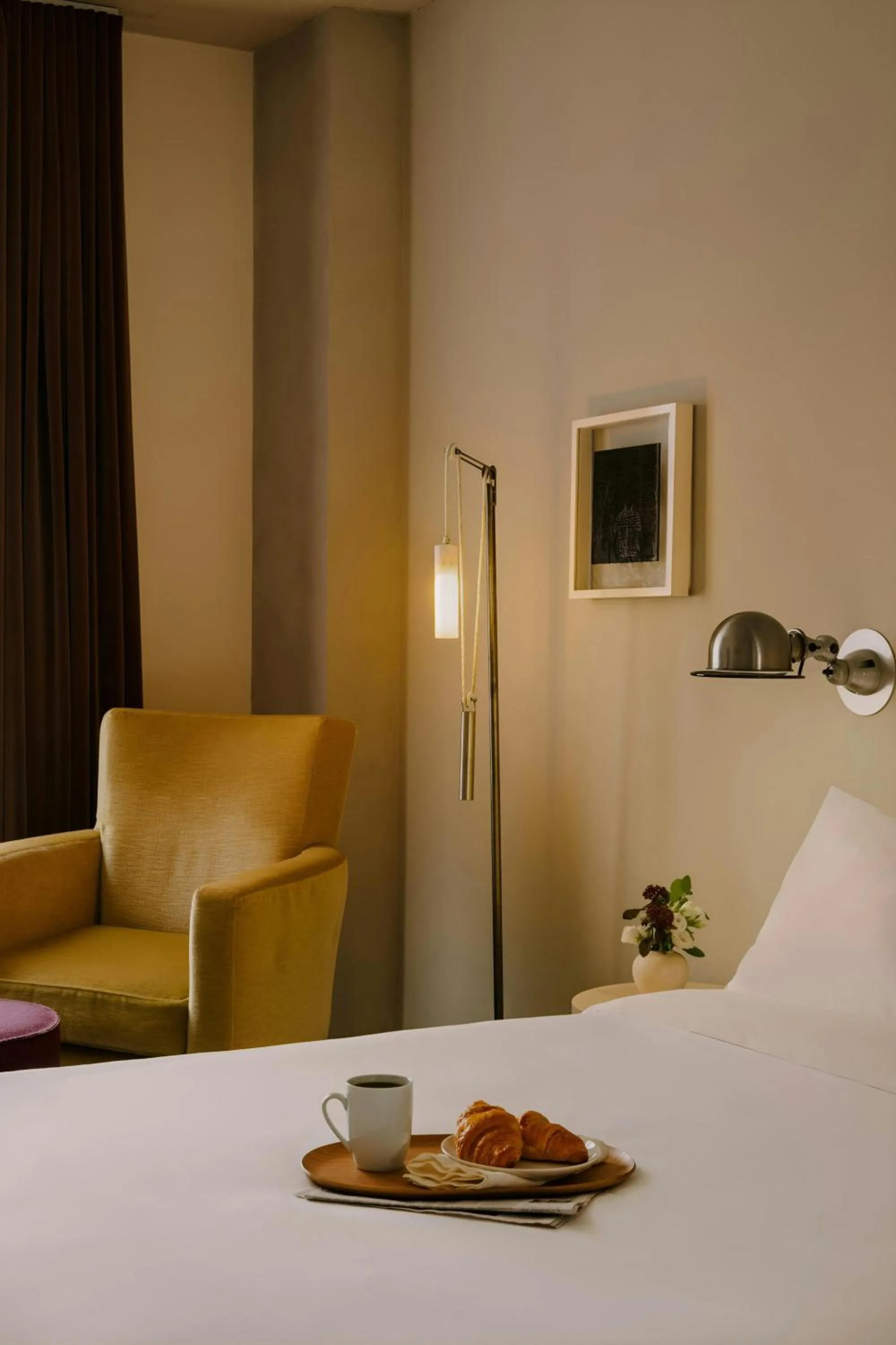 Bedroom, Bed in Chambers Hotel Central Park South, Sonder by Marriott Bonvoy