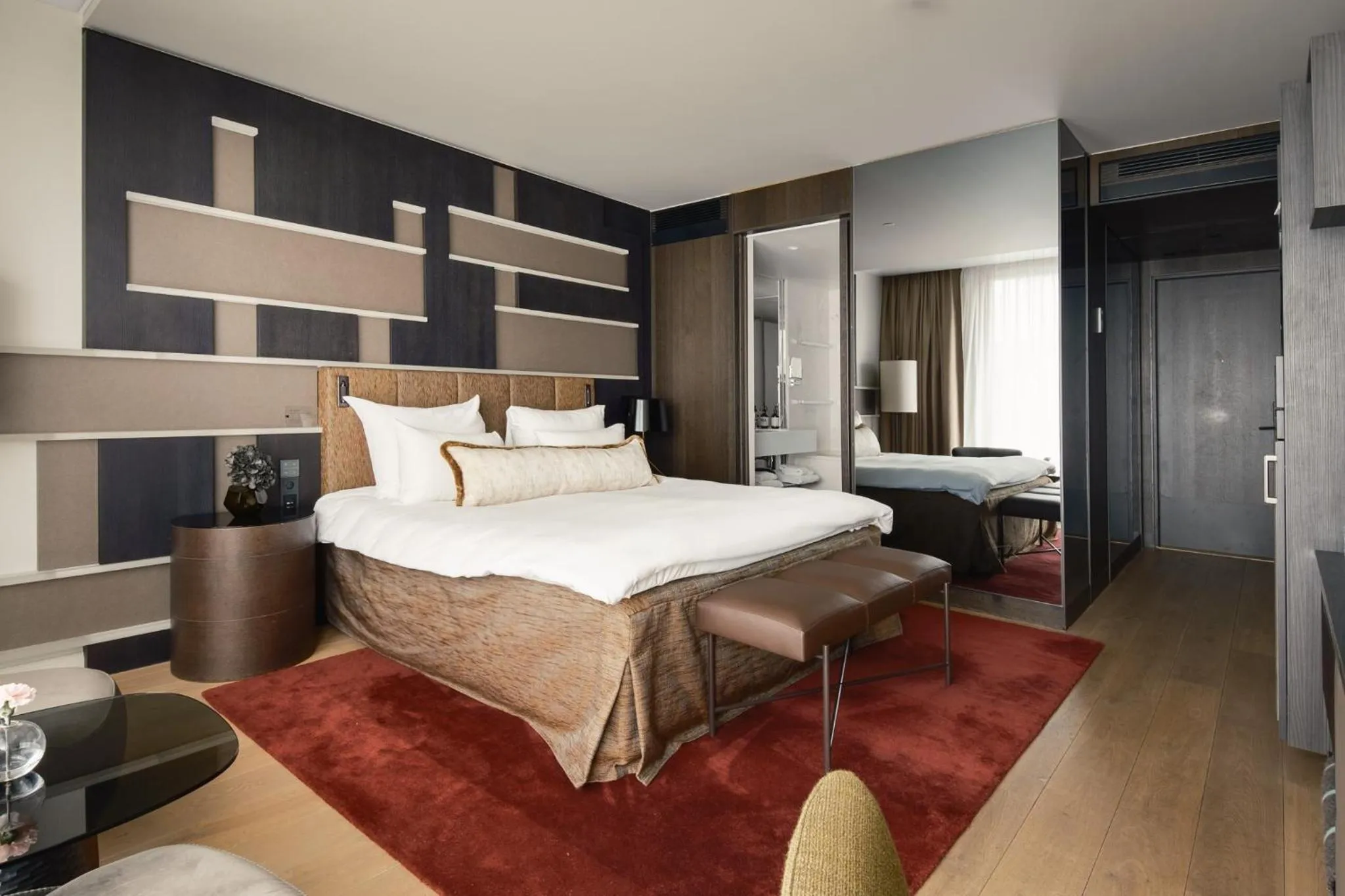 Bedroom, Bed in The Thief