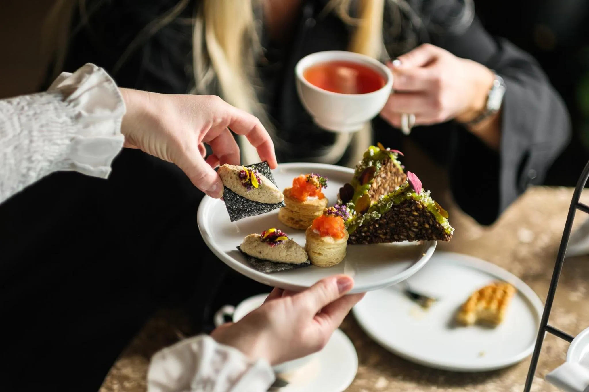 Restaurant/places to eat in The Thief