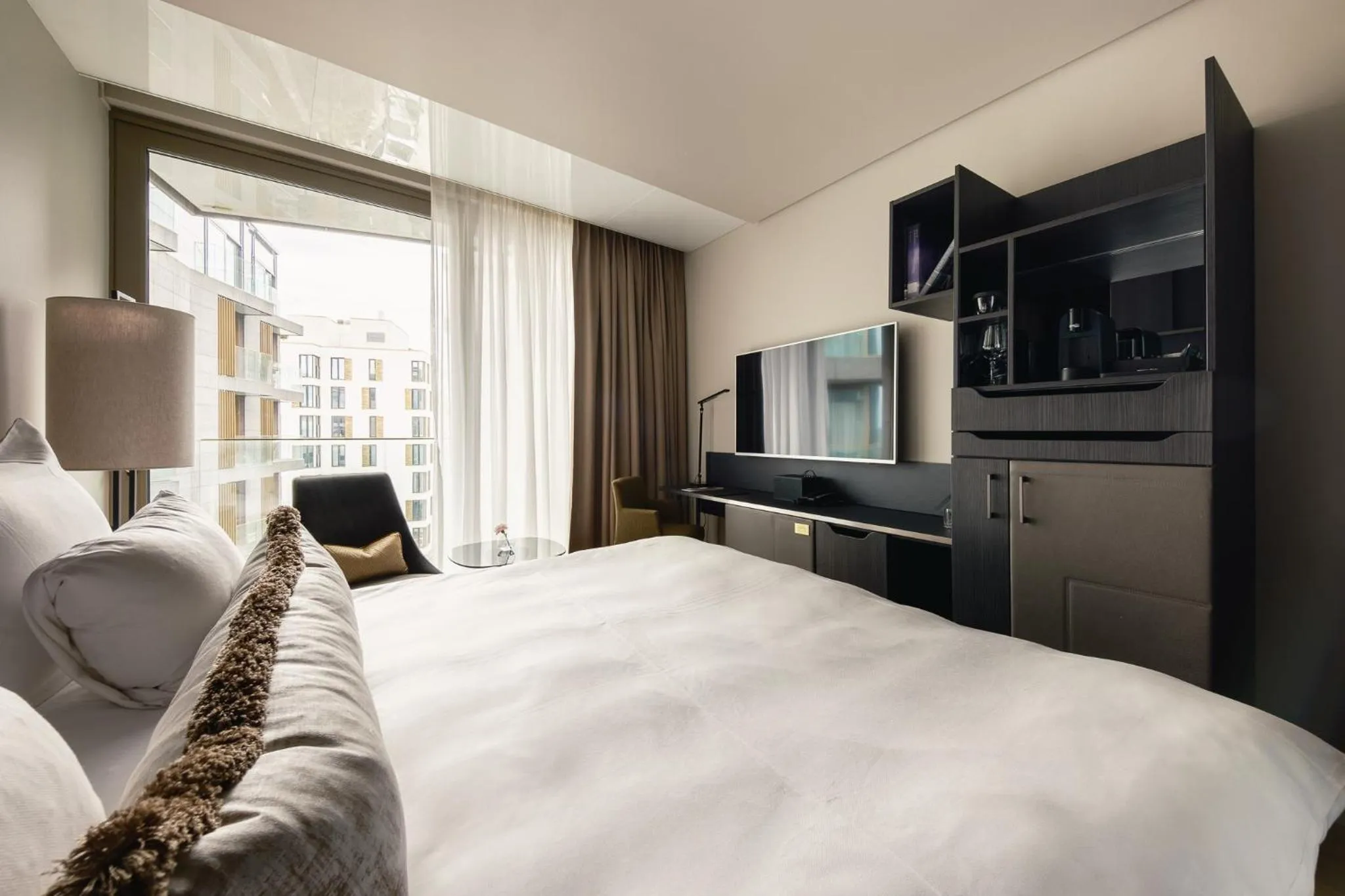 Bedroom, Bed in The Thief