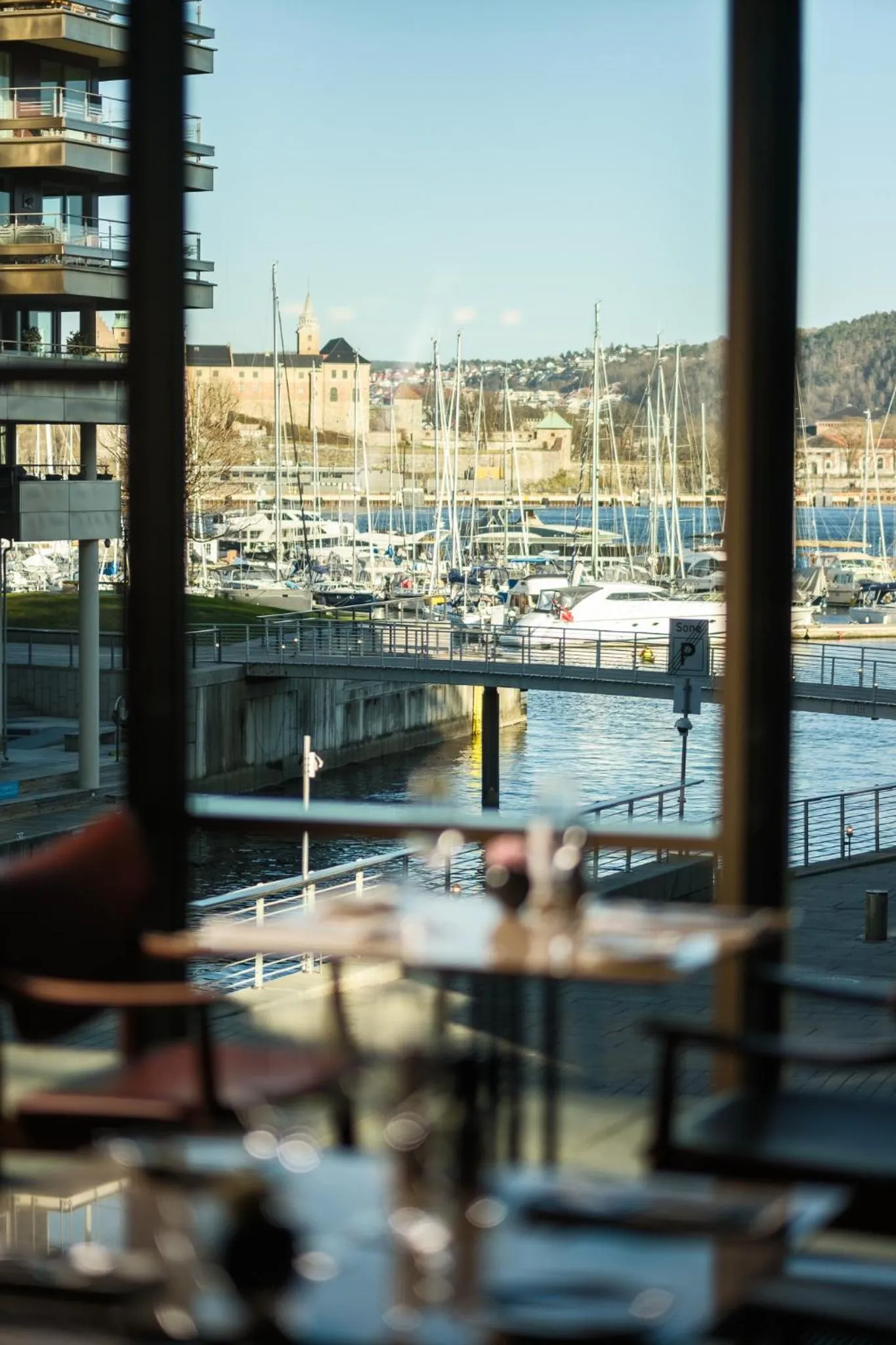 Restaurant/places to eat in The Thief