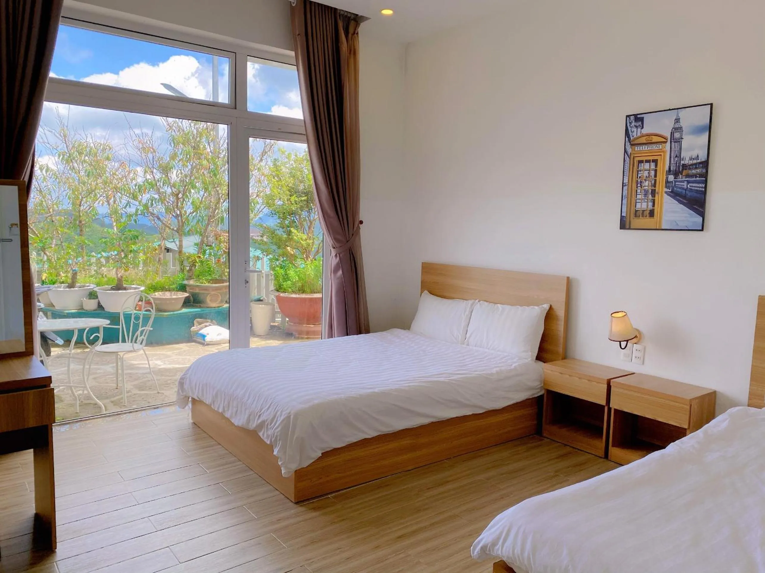 Bed in Lacami Dalat Hotel