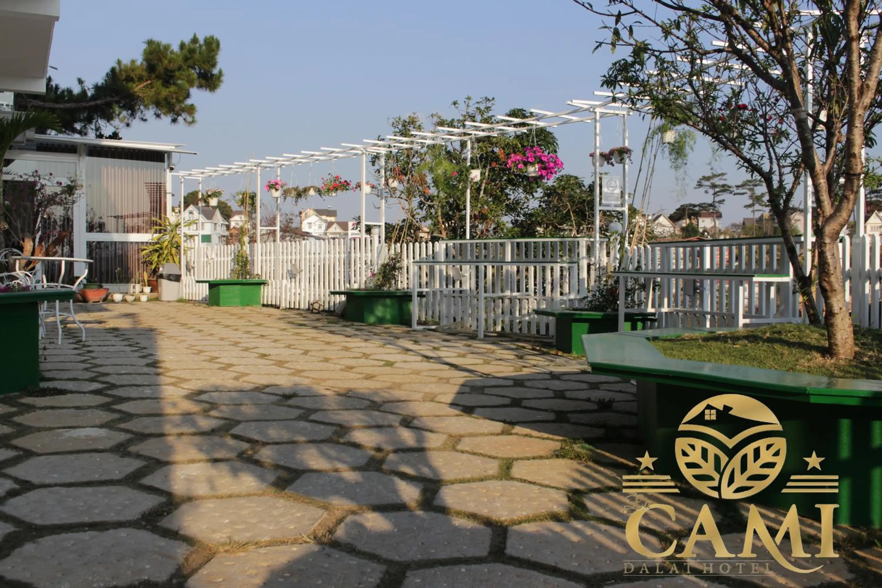 Property building in Lacami Dalat Hotel