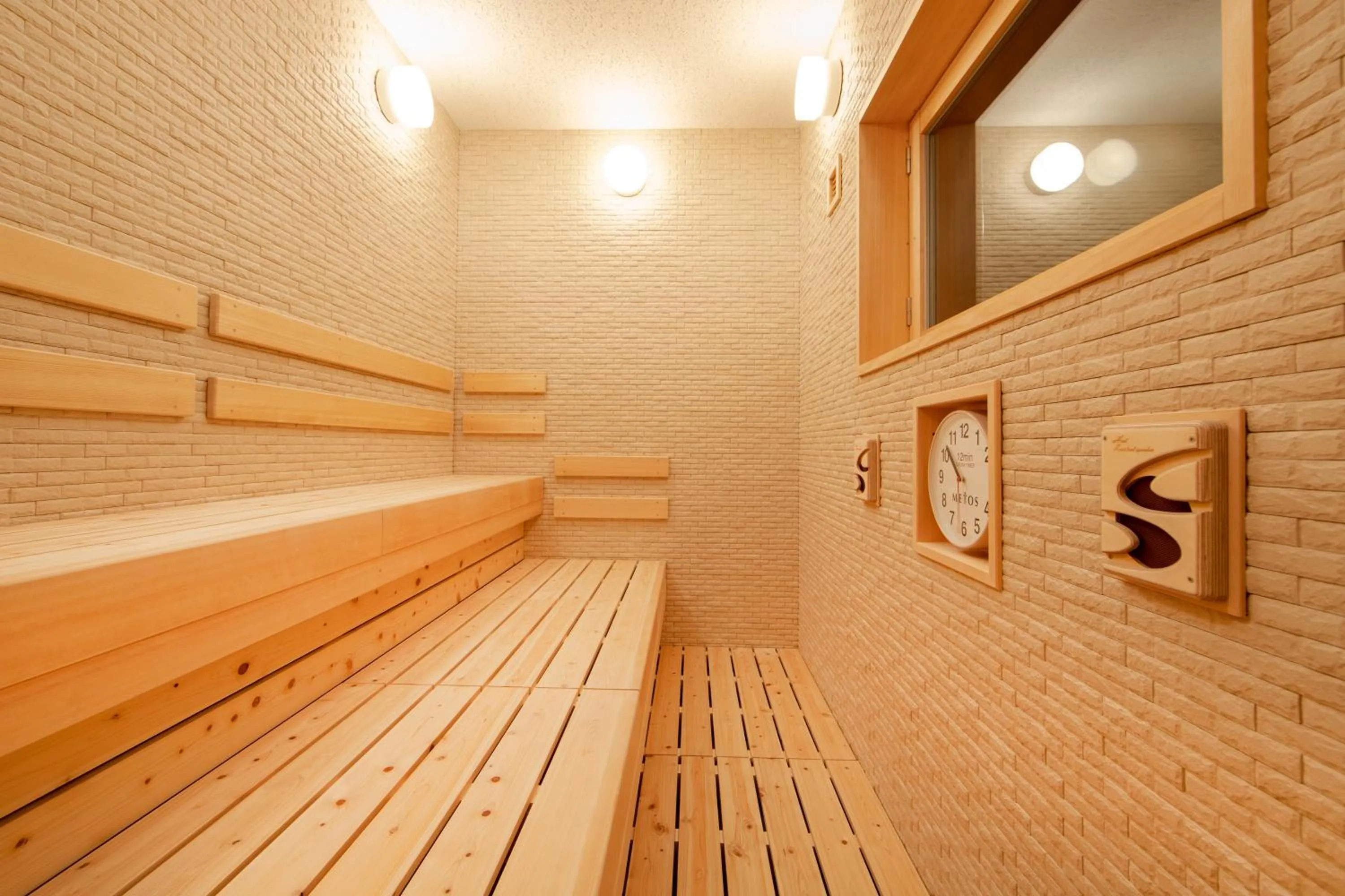 Sauna in karaksa hotel grande Shin-Osaka Tower