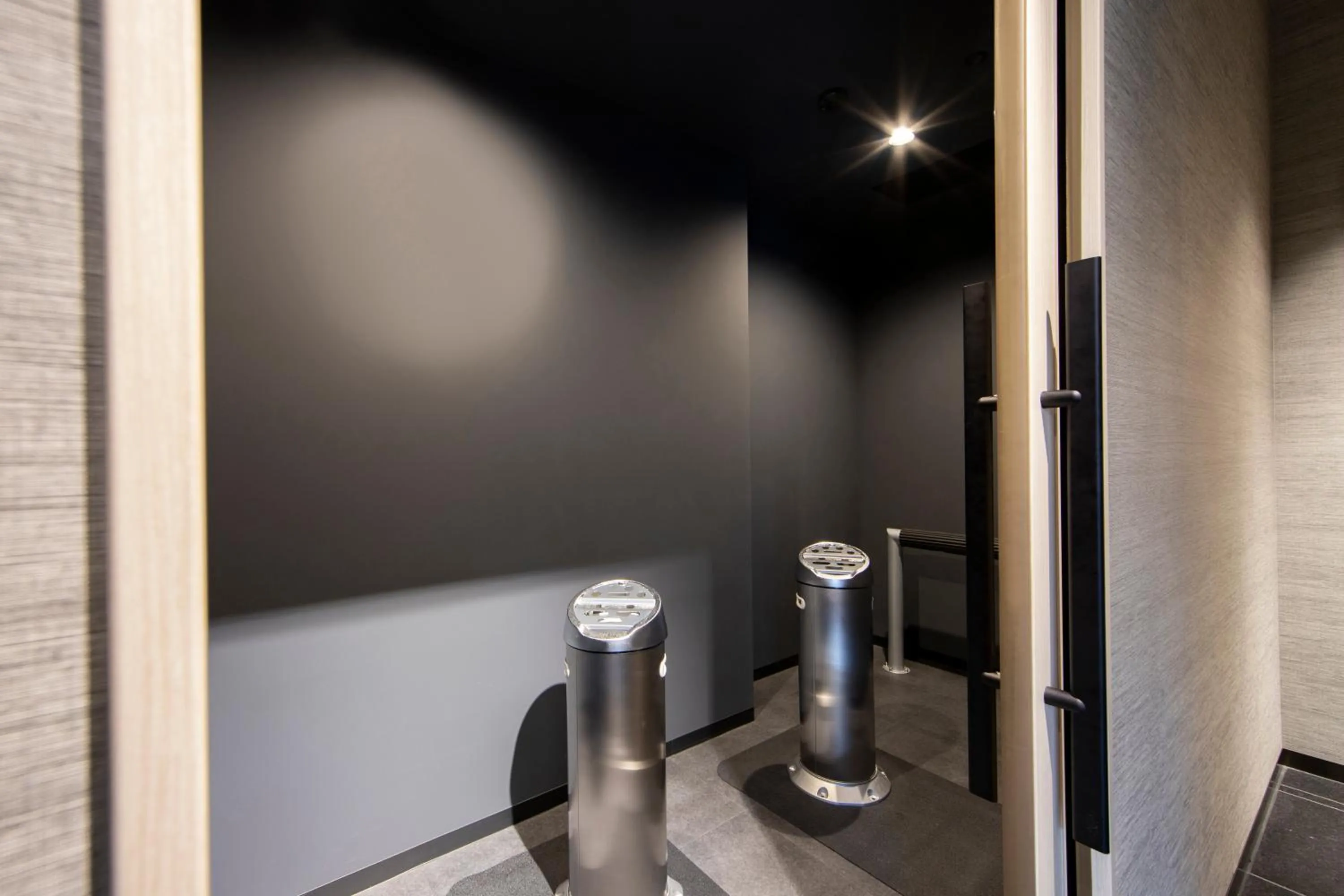 Area and facilities in karaksa hotel grande Shin-Osaka Tower