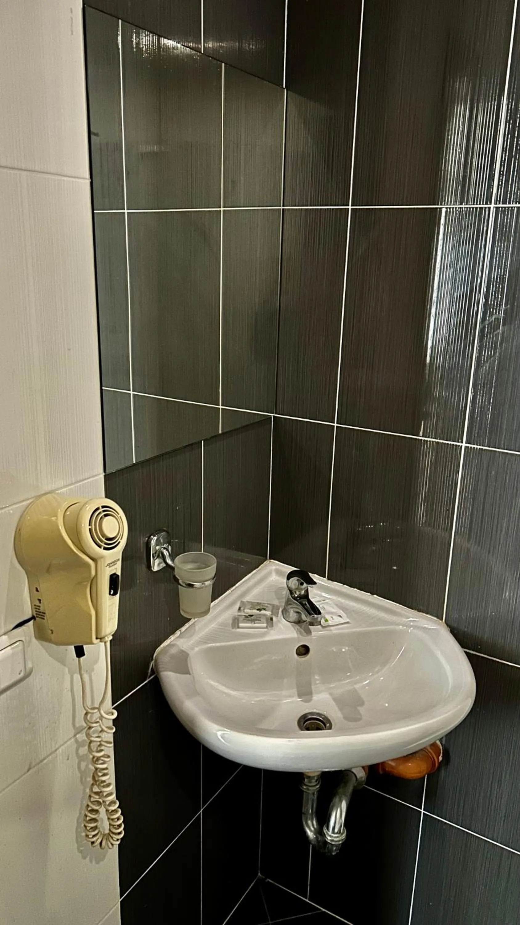 Bathroom in Dragoman Hotel