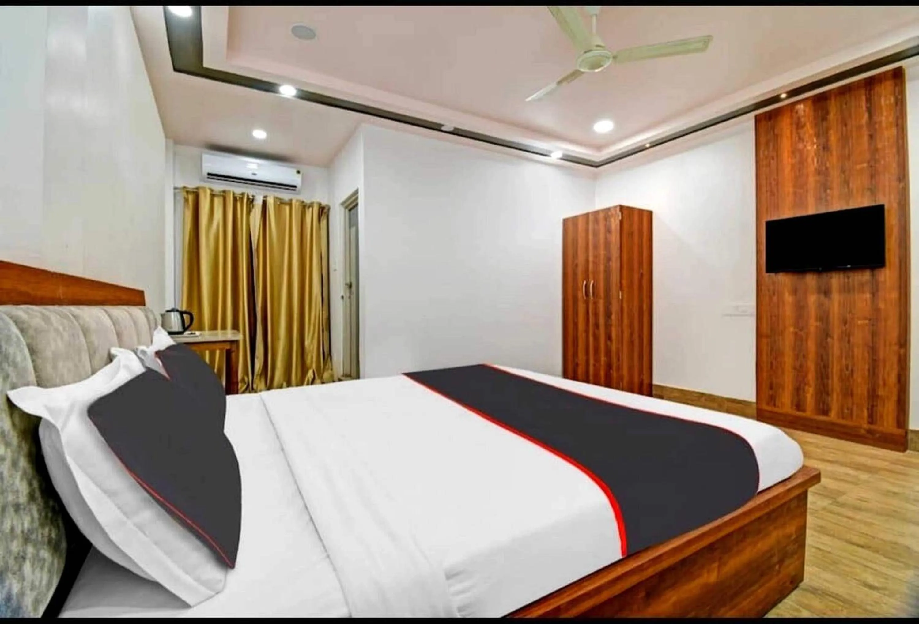 Bedroom in Collection O Megha Resort