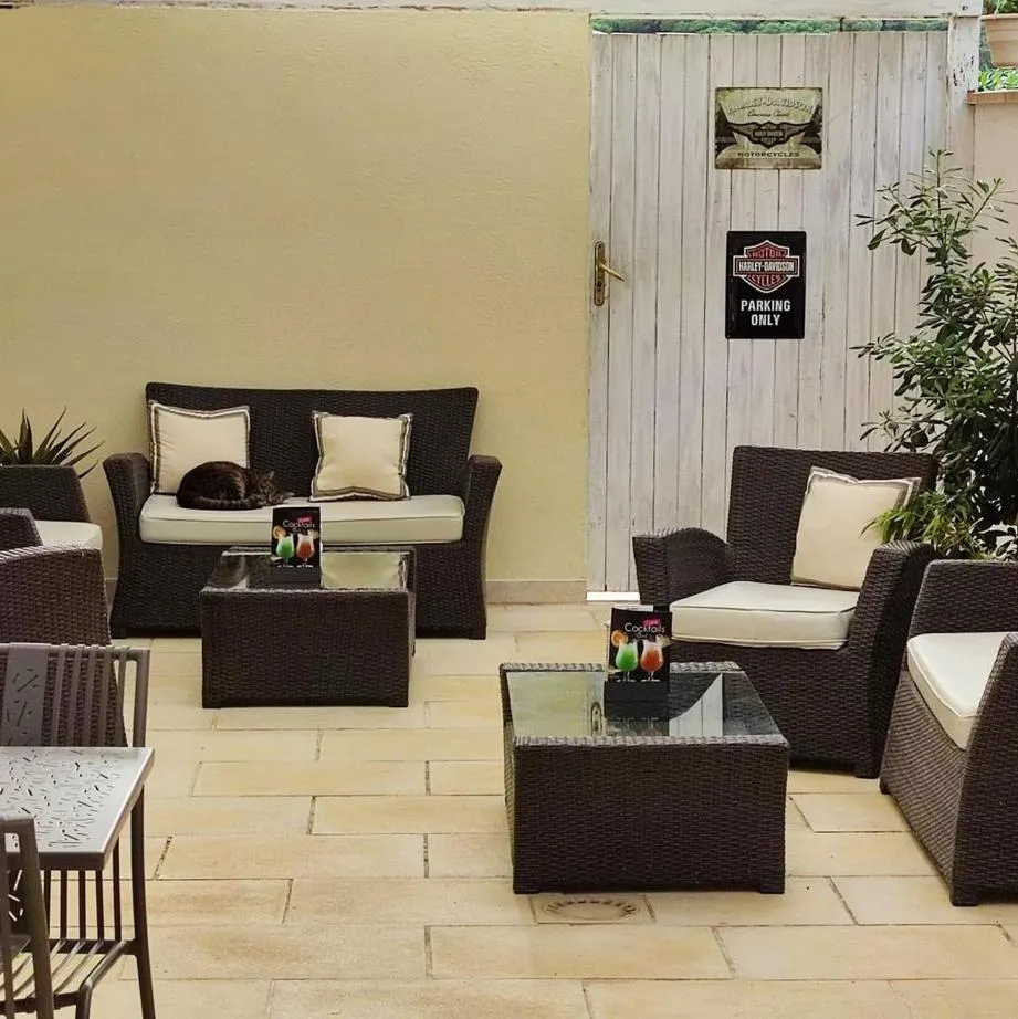 Balcony/Terrace in Hôtel Le Méditerranée