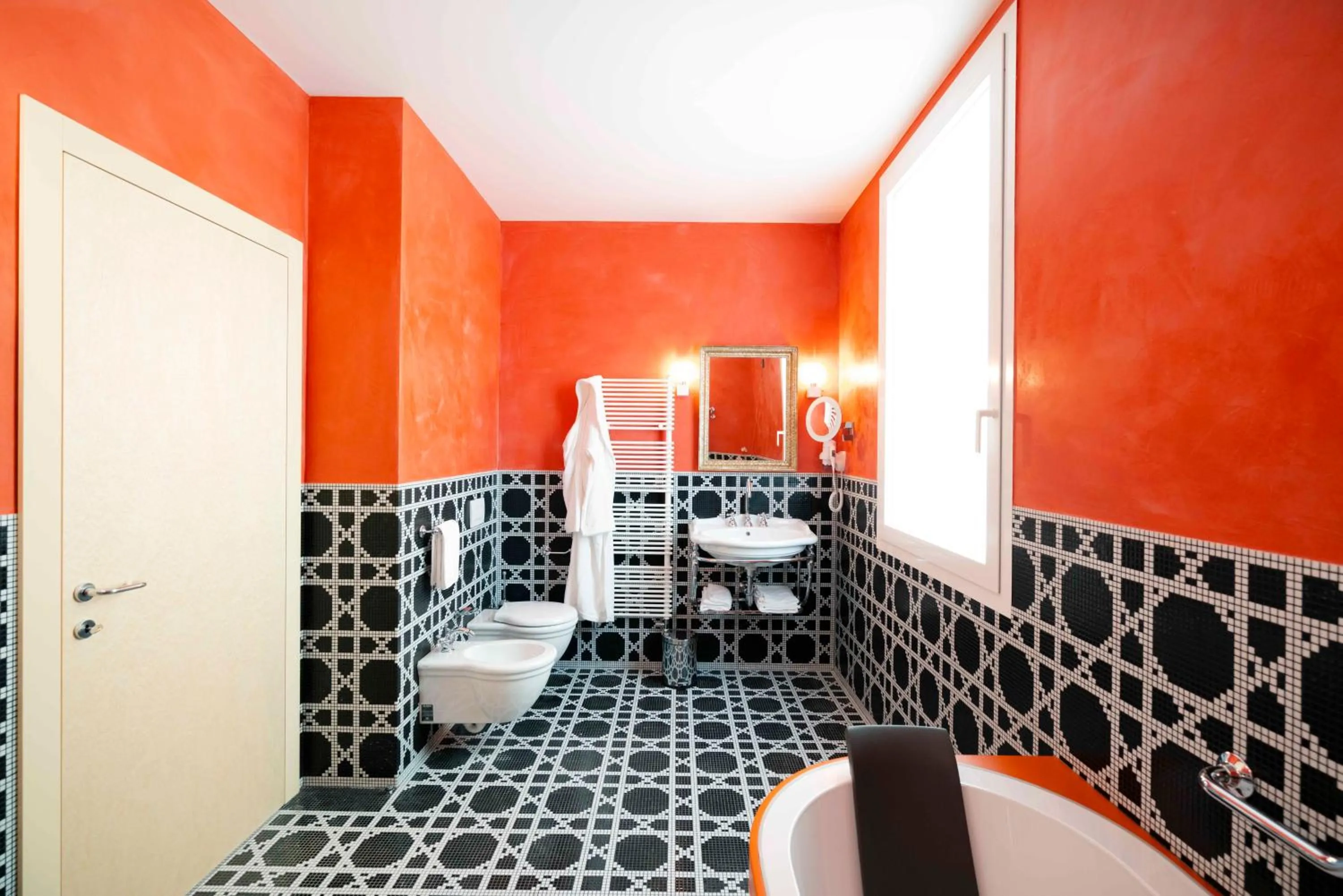 Shower in Antica Pusterla Relais de Charme